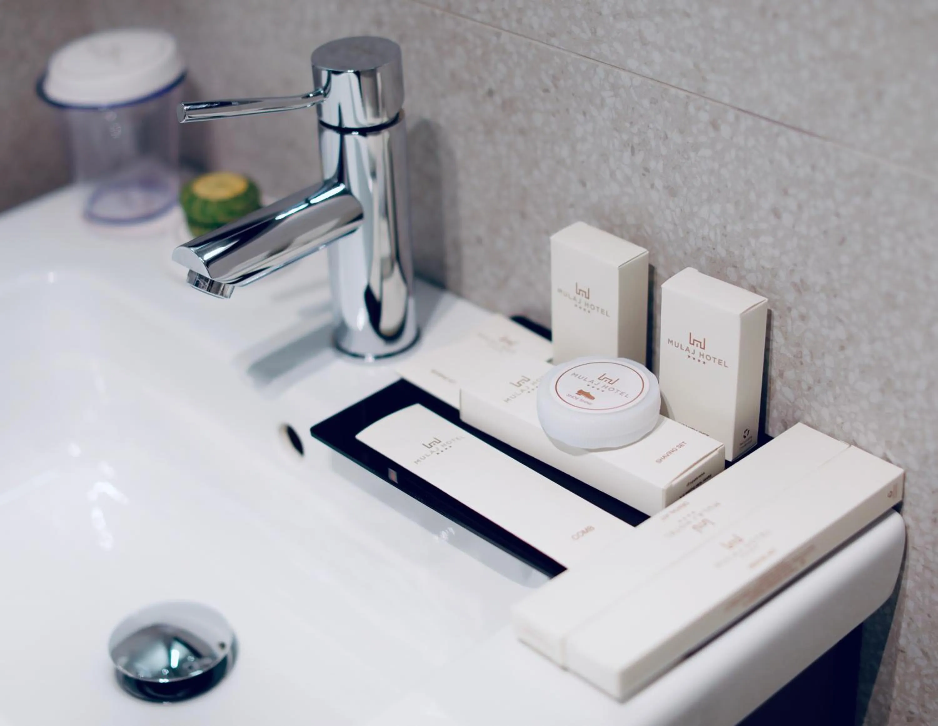 Bathroom in Mulaj Hotel