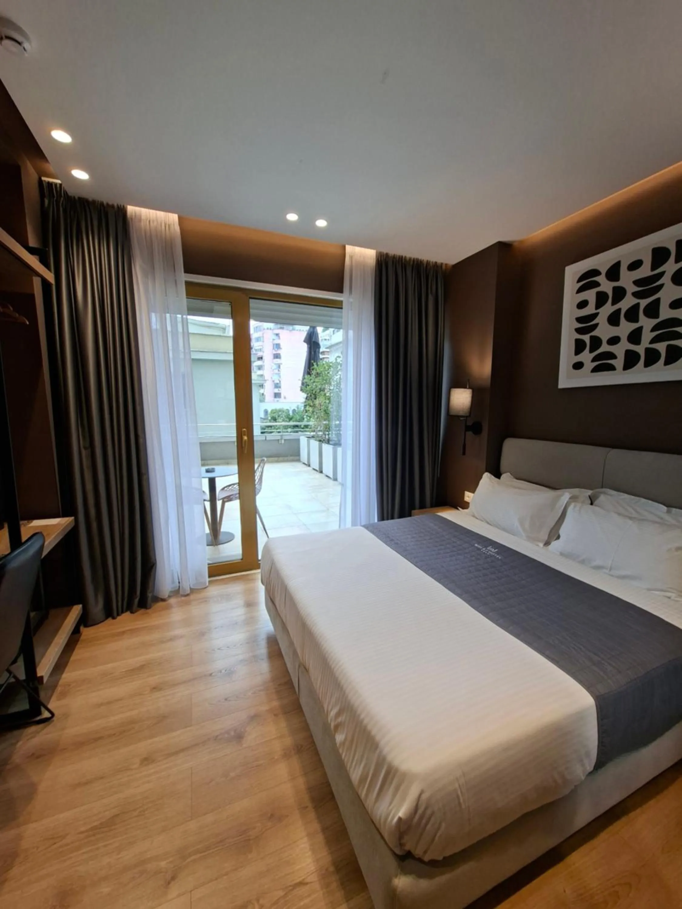 Garden view, Bed in Mulaj Hotel