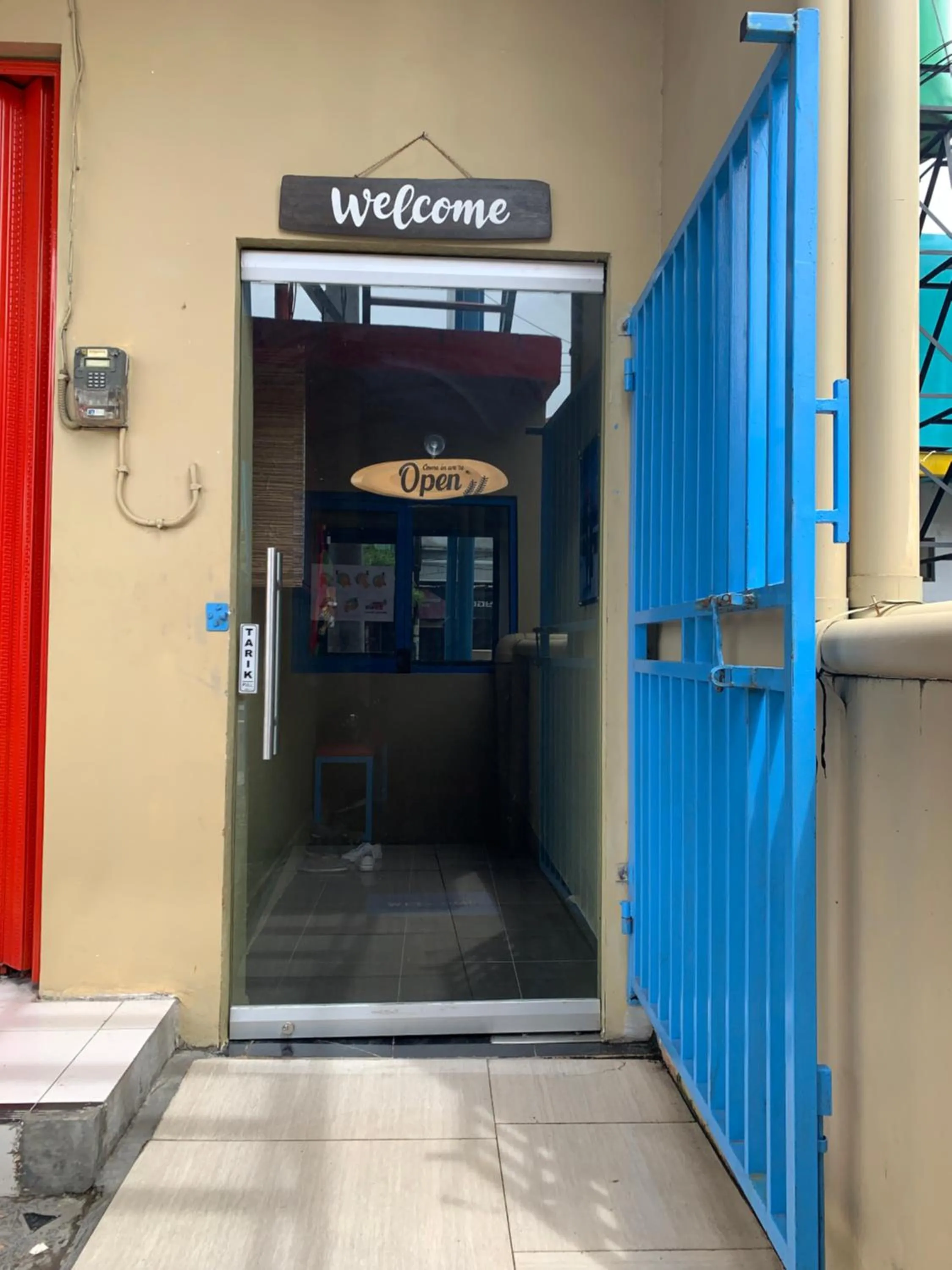 RedDoorz near Gembira Loka Zoo 3