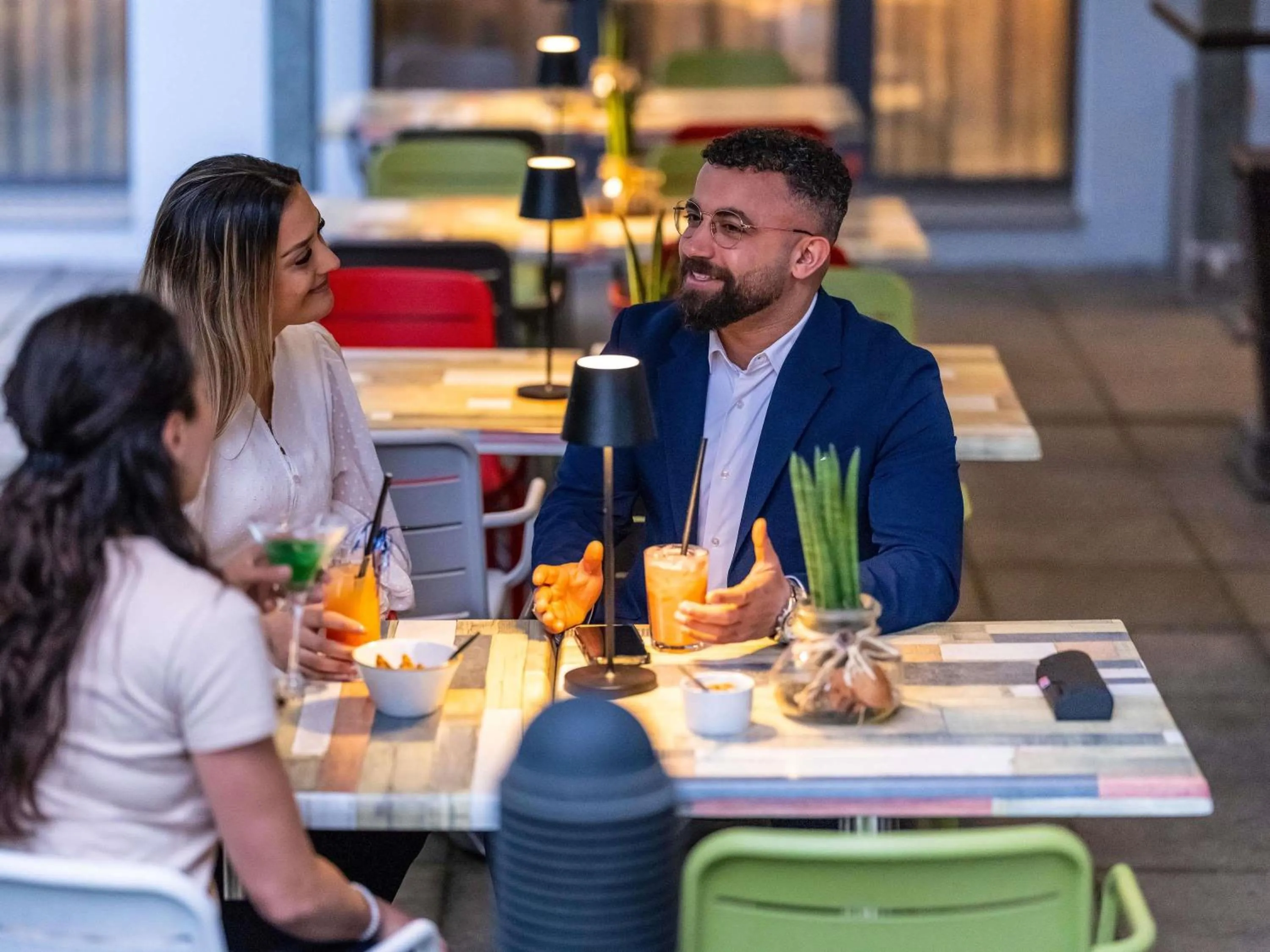 Lounge or bar in Novotel Suites Wien City Donau