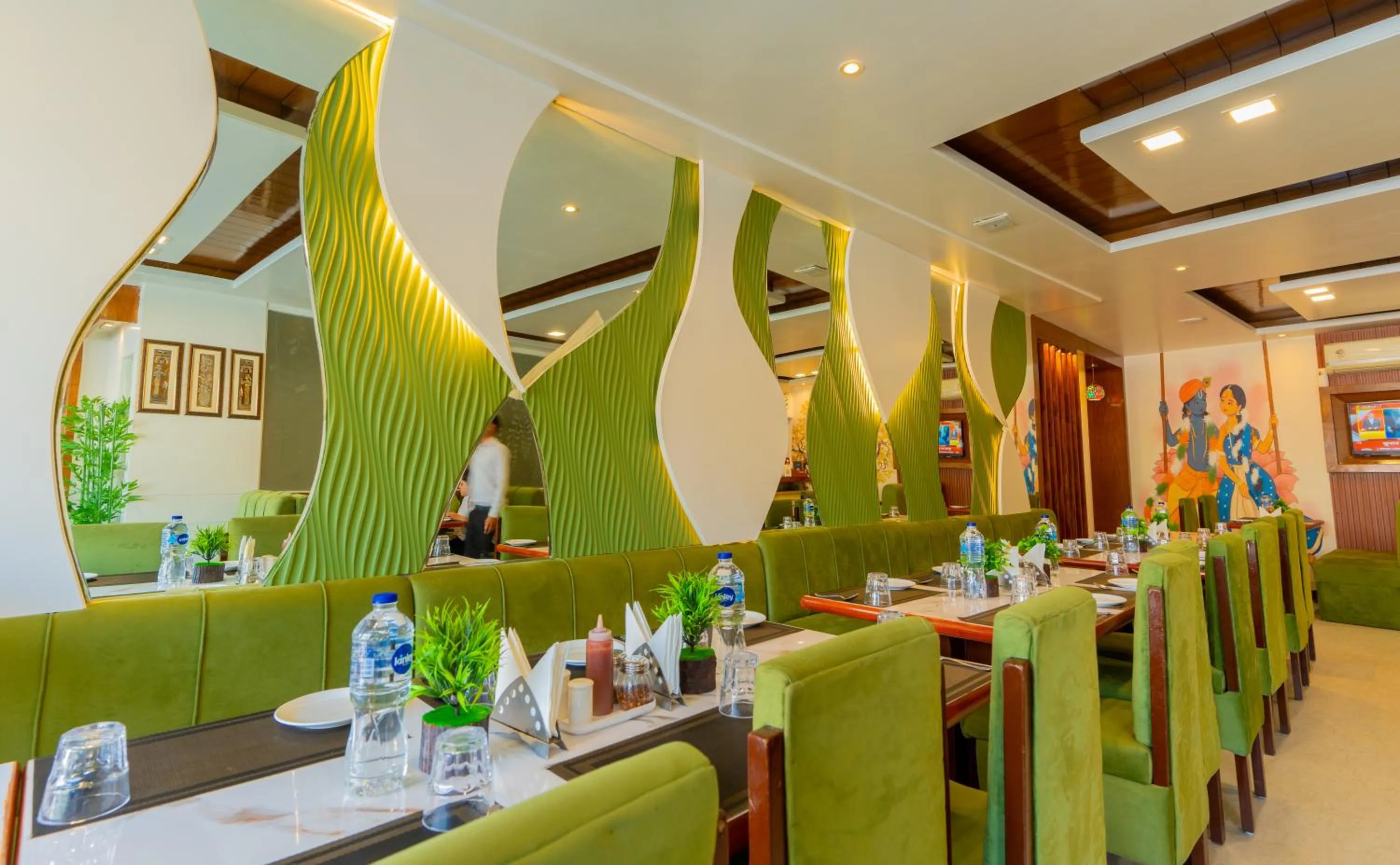 Restaurant/places to eat in Hotel Krishna by KeyMagics