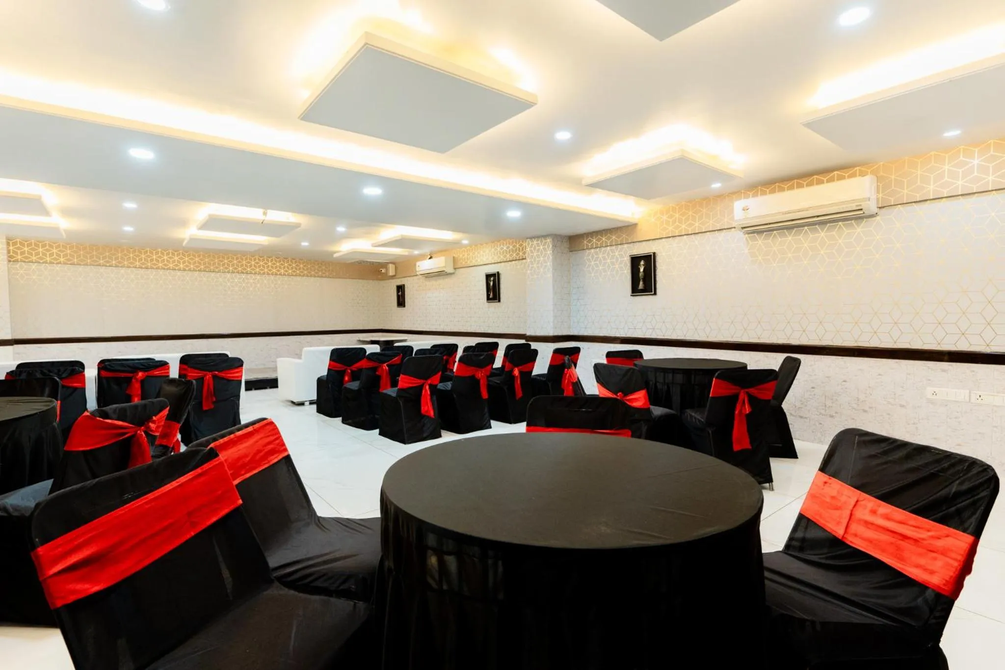 Meeting/conference room in Hotel Krishna by KeyMagics