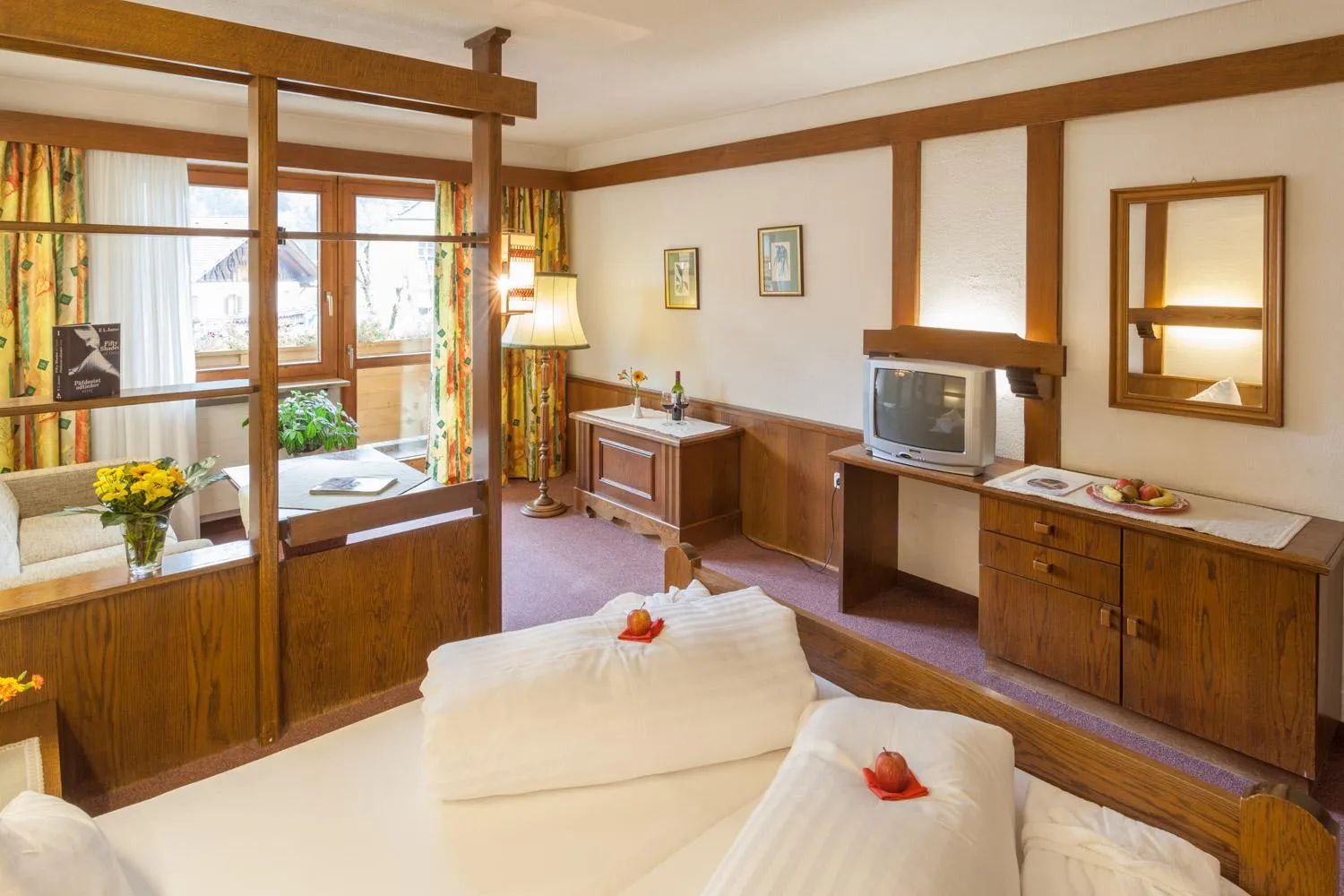 Day, Bed in Hotel Donnerhof