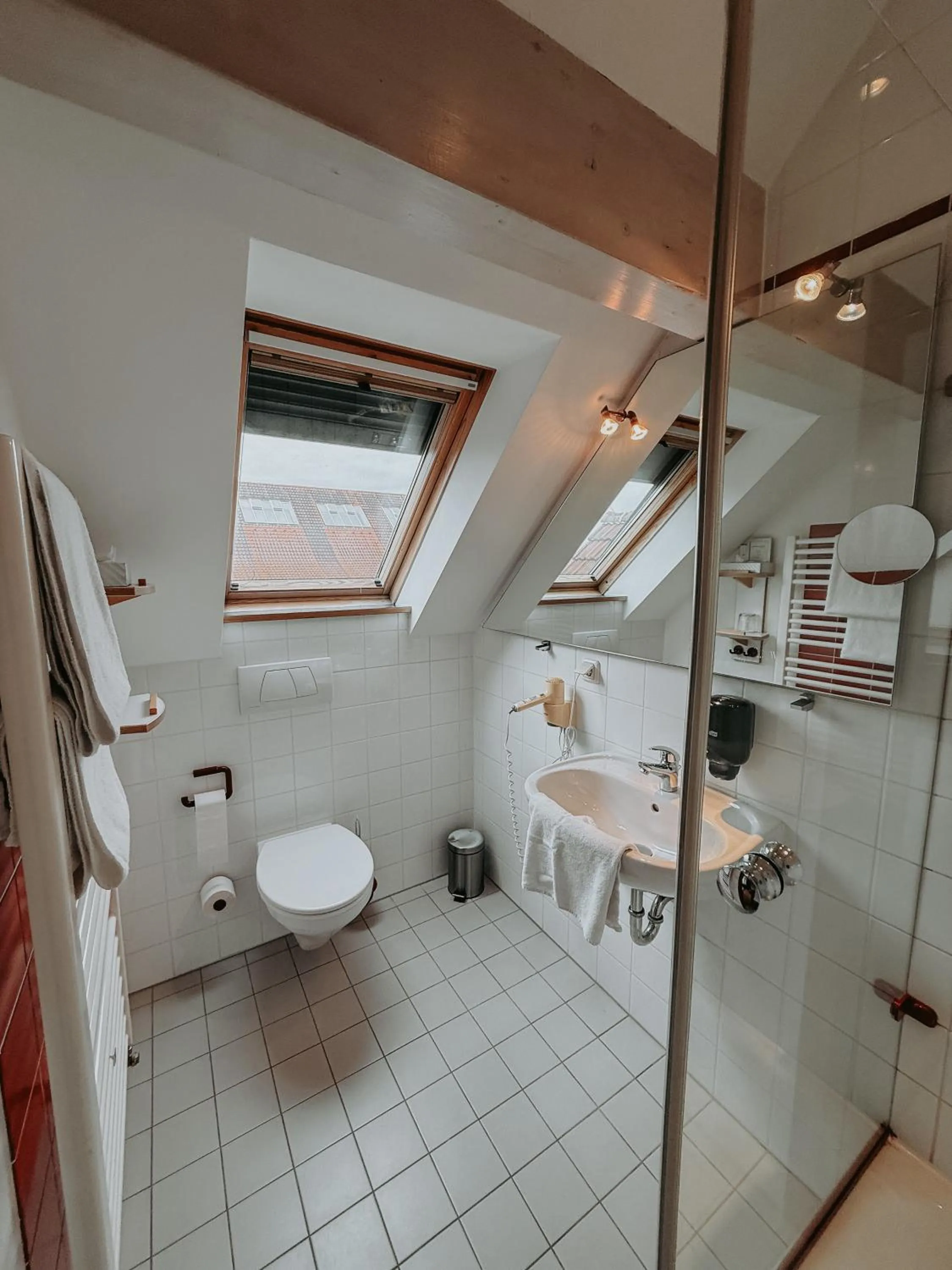 Shower in Kolping-Hotel