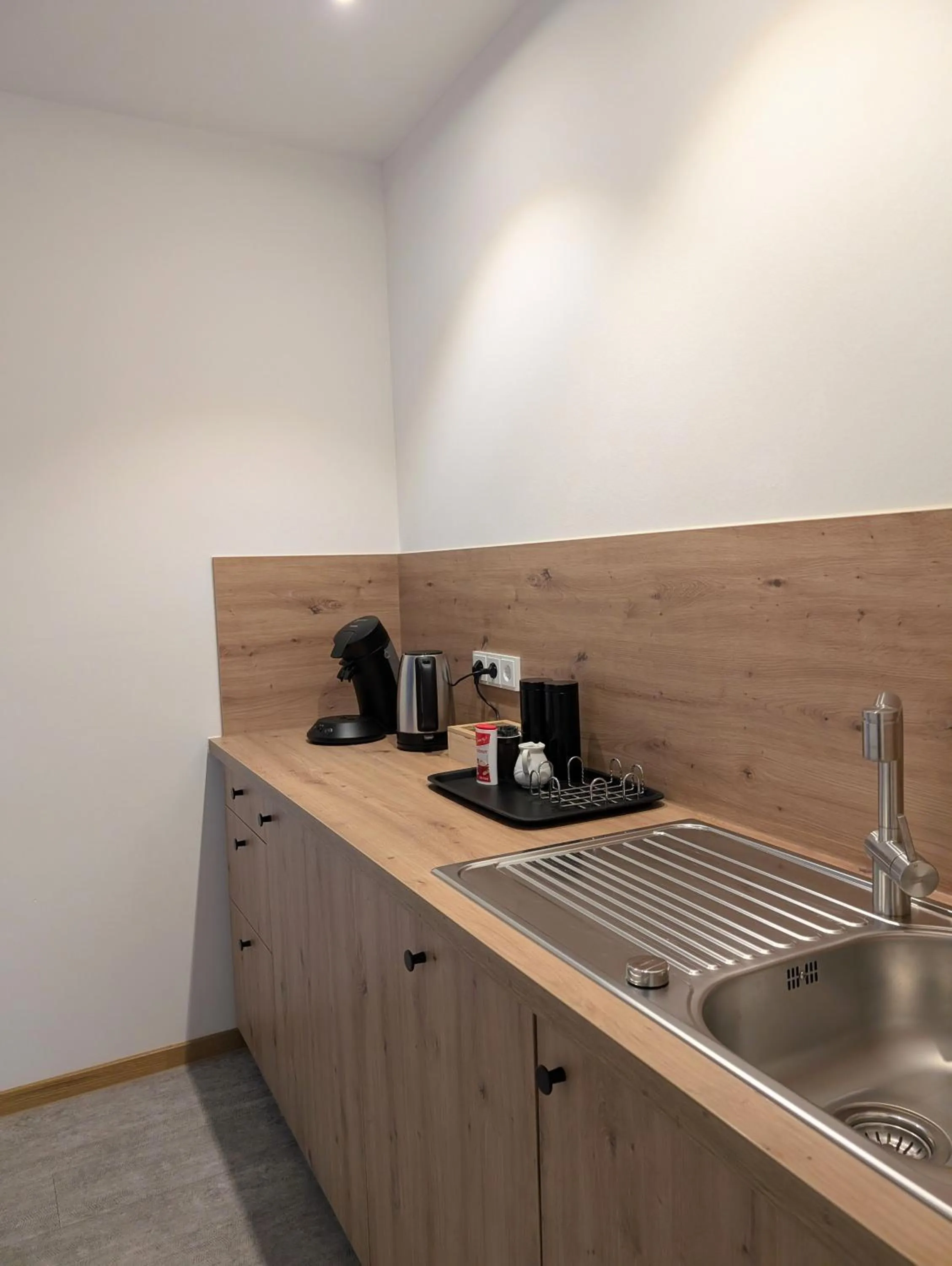 Coffee/tea facilities in Kolping-Hotel