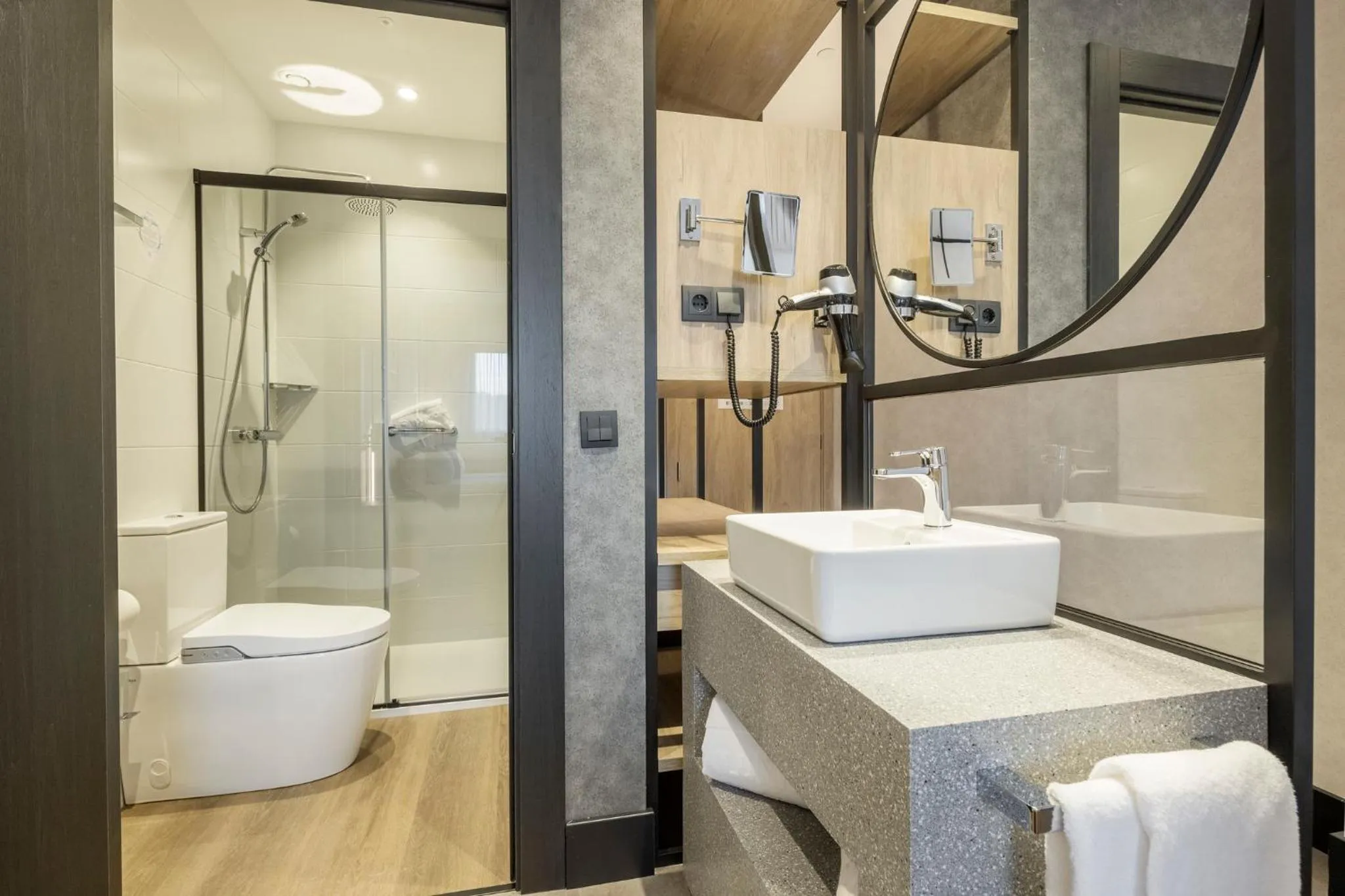 Bathroom in Hotel Ilunion San Mamés