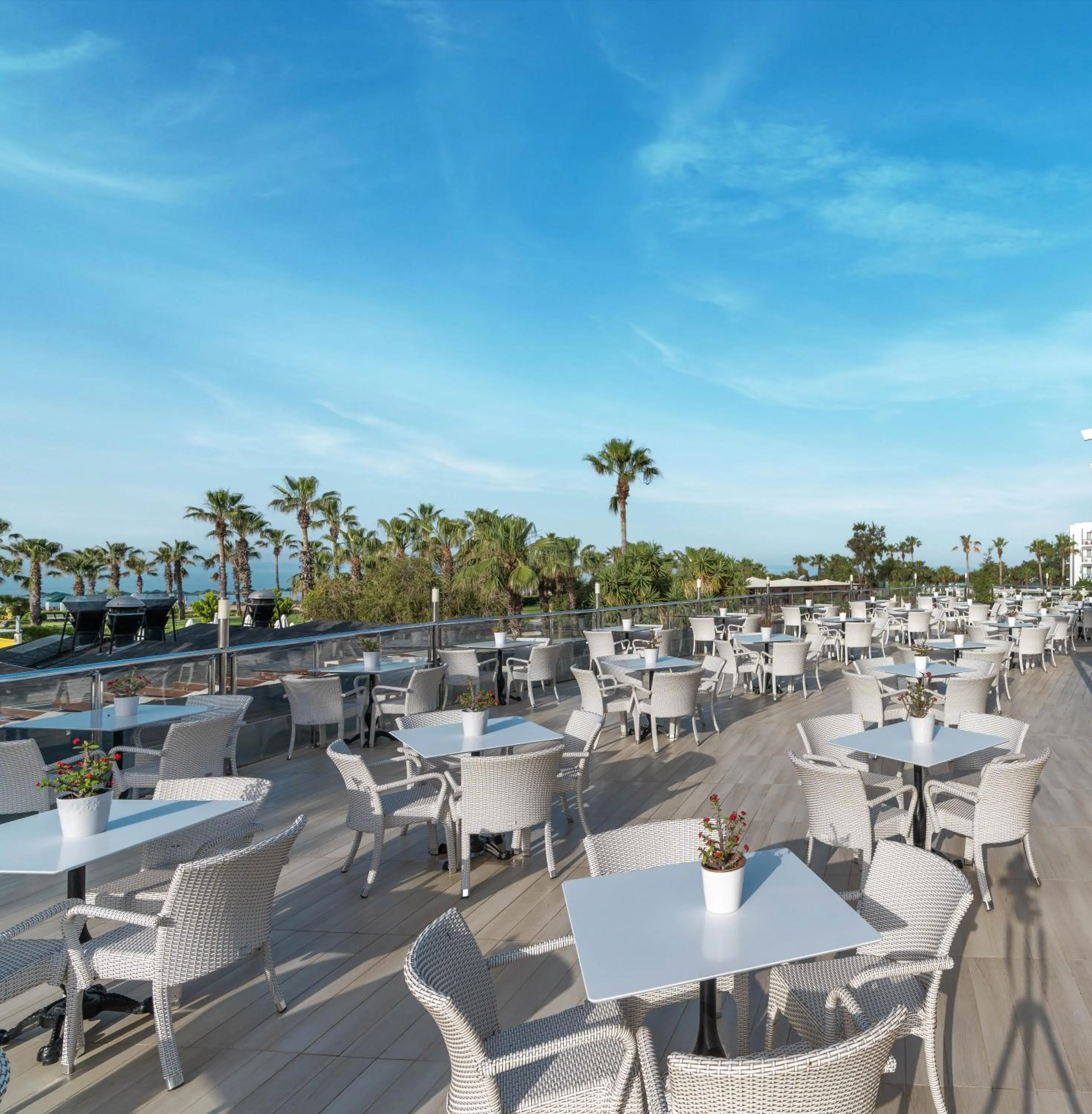 Restaurant/places to eat in Kaya Side