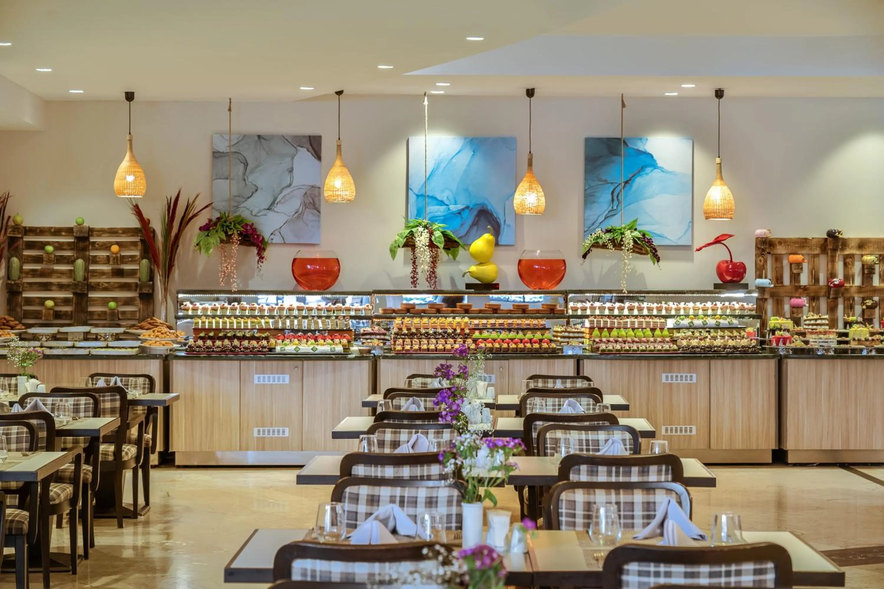 Restaurant/places to eat in Kaya Side