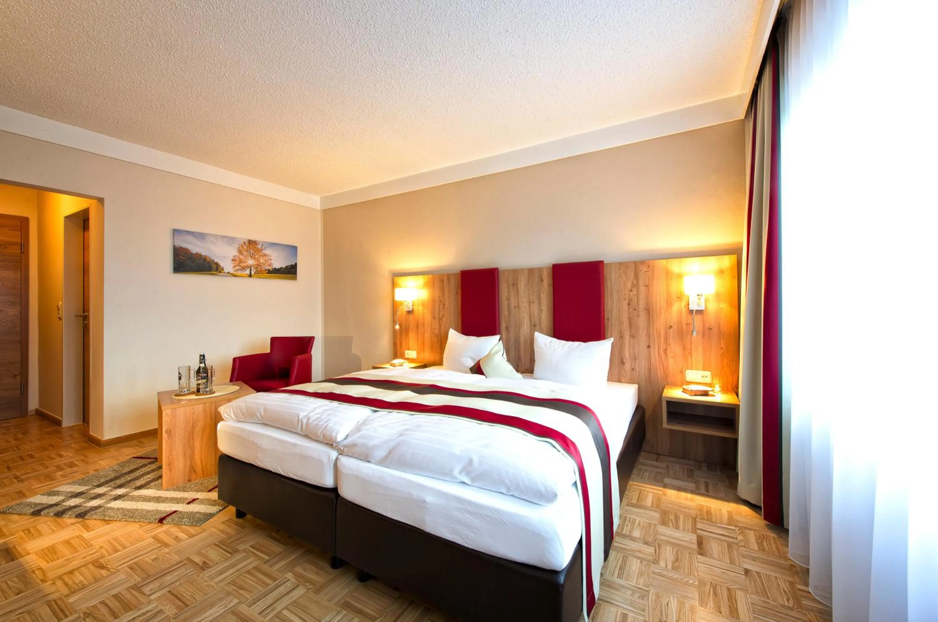 Photo of the whole room, Bed in Genusshotel "Zum Wendl"