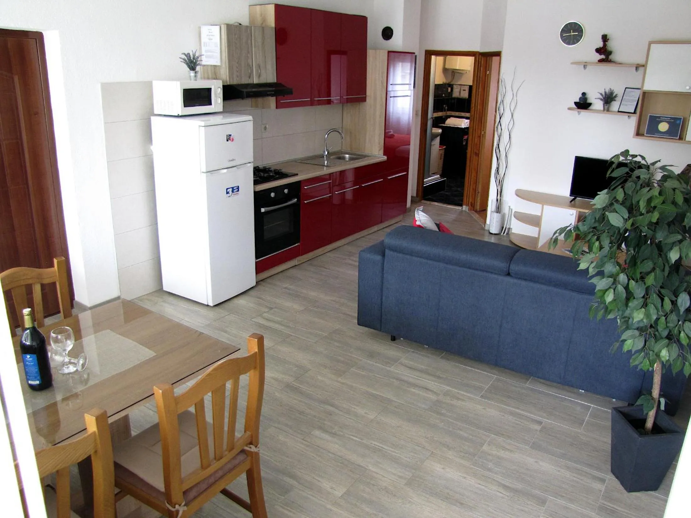 Kitchen or kitchenette in Apartments Klanac