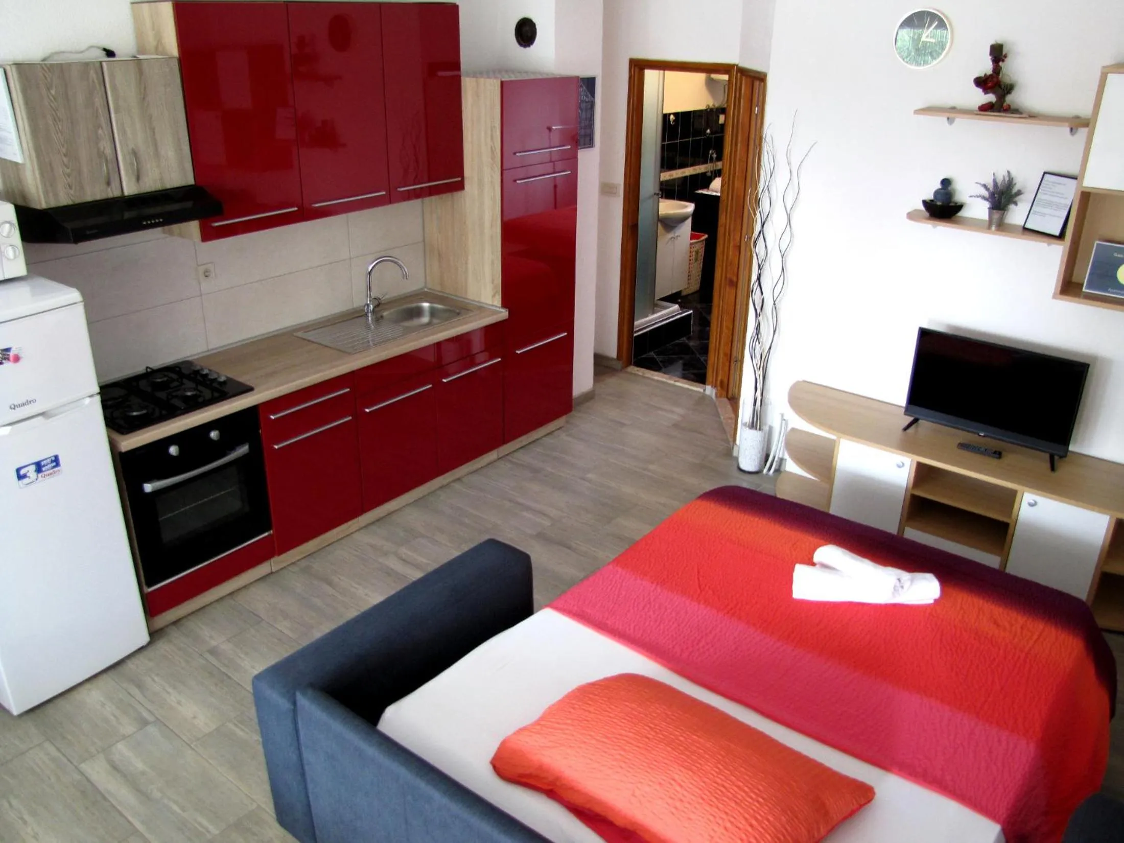 Kitchen or kitchenette in Apartments Klanac