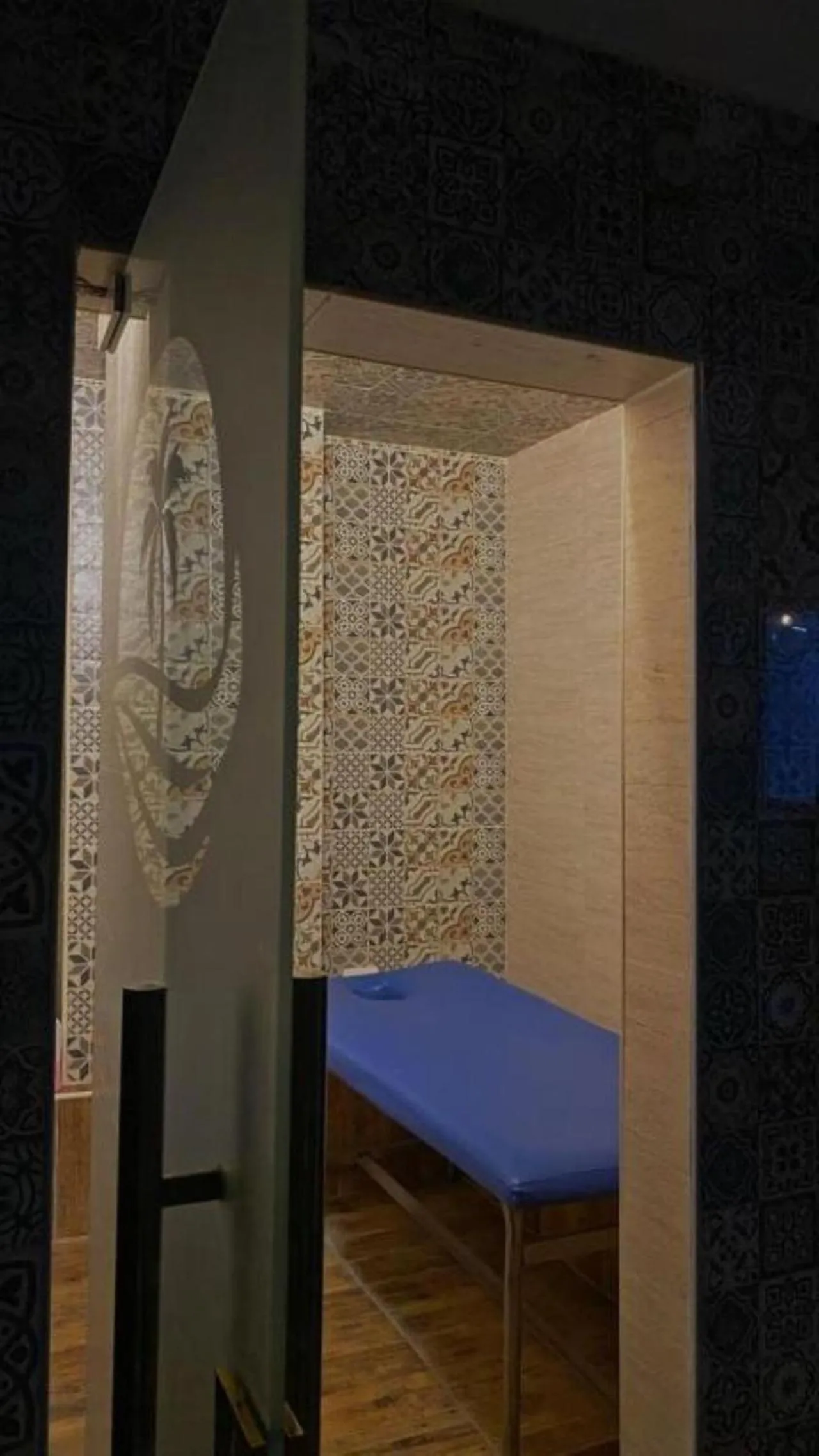 Hot Tub in Mass Paradise Hotel