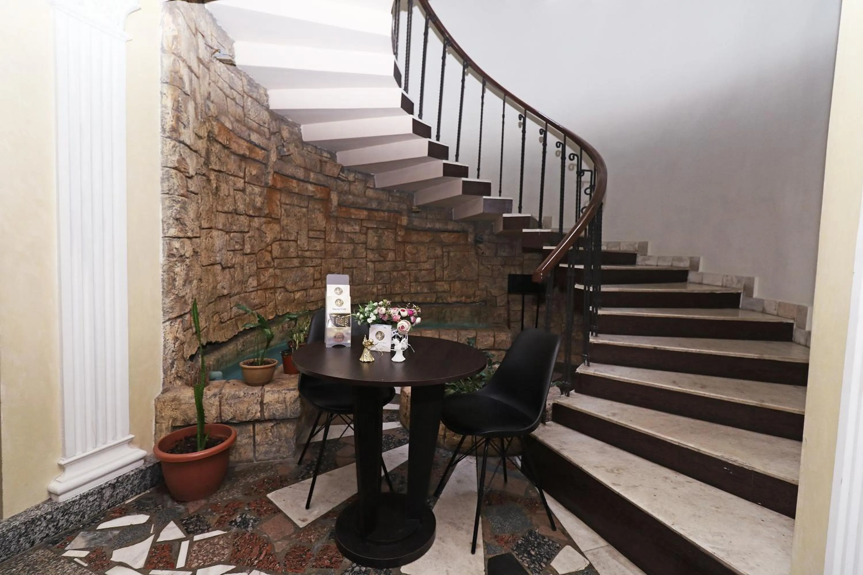 Property building in Hotel Tigran Mets Yerevan