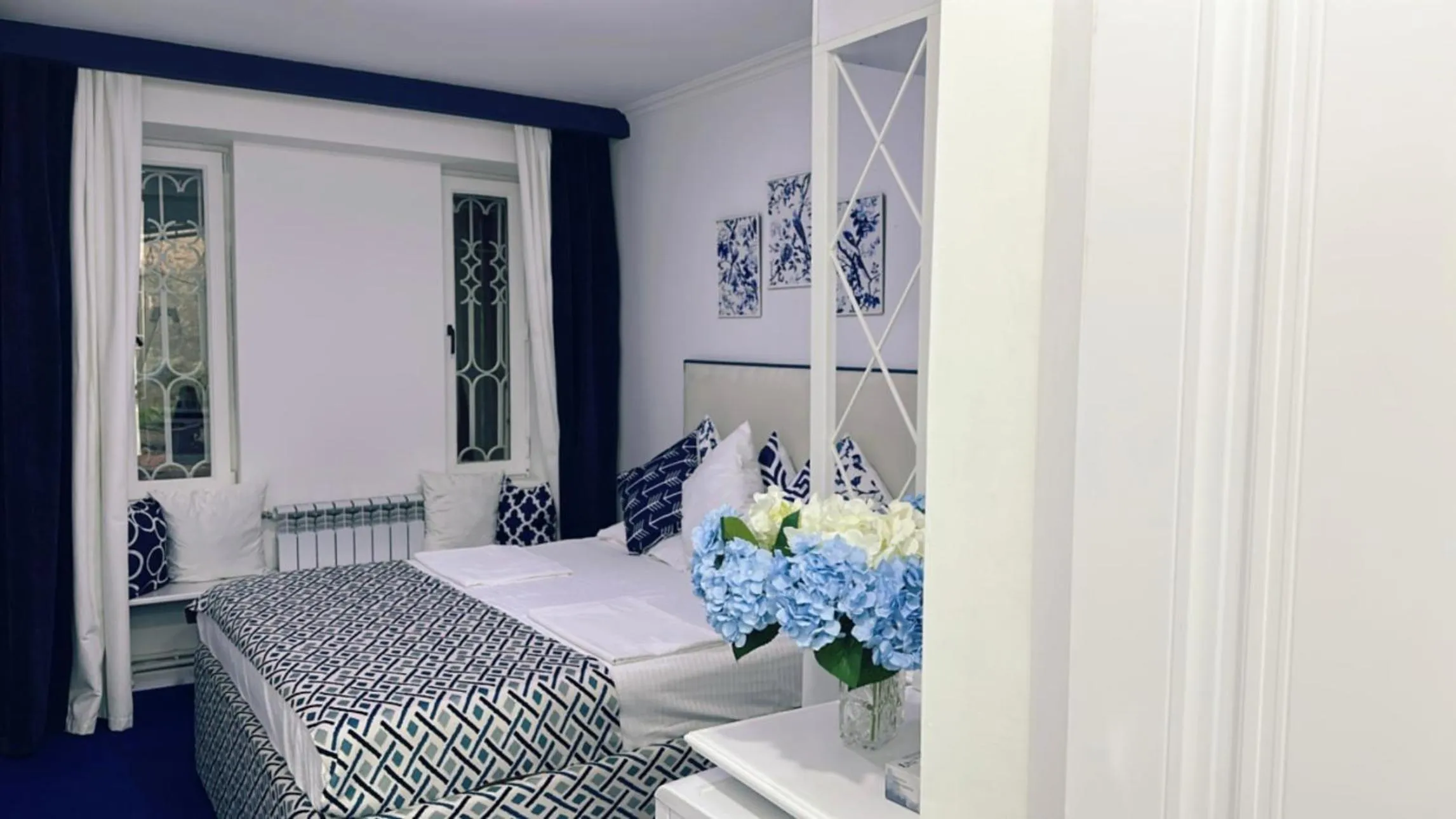 Bed in Hotel Tigran Mets Yerevan