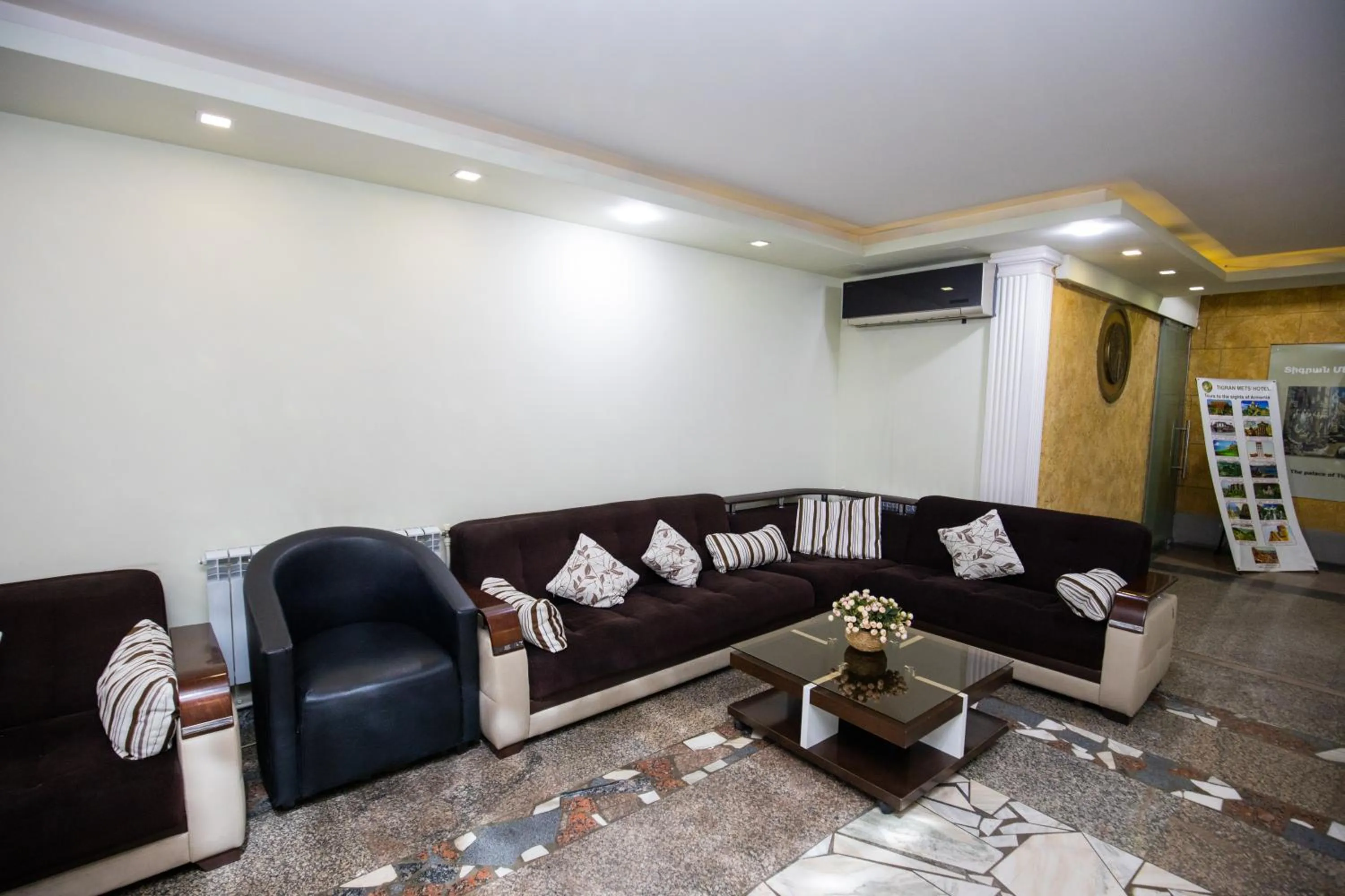 Living room in Hotel Tigran Mets Yerevan