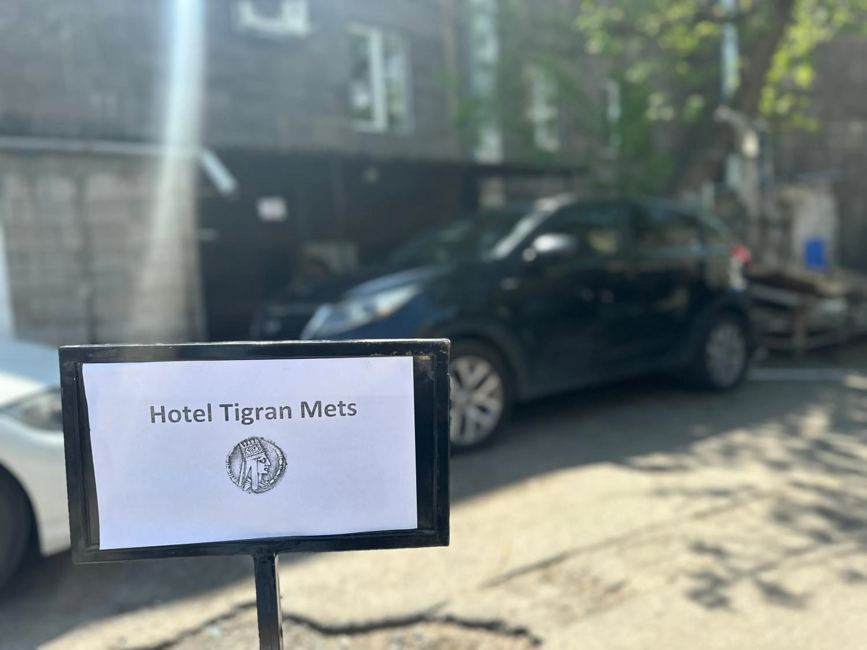 Parking in Hotel Tigran Mets Yerevan