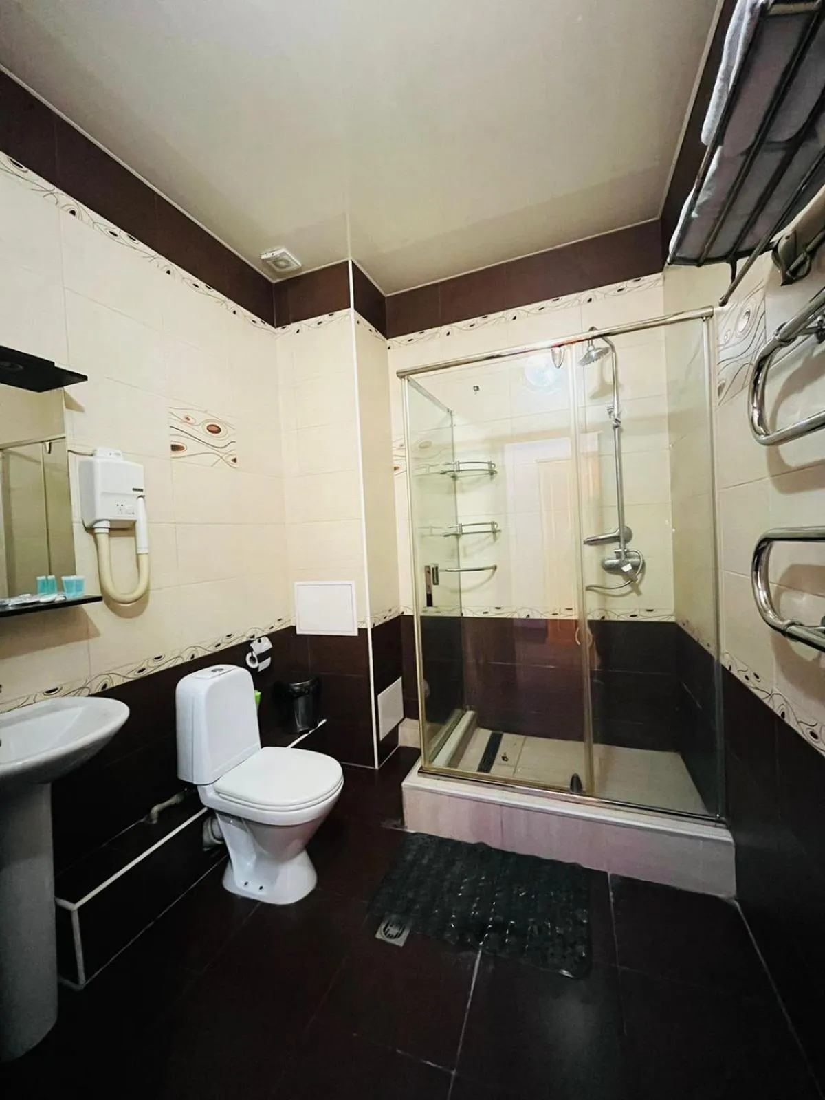 Bathroom in Akzhol Hotel Almaty