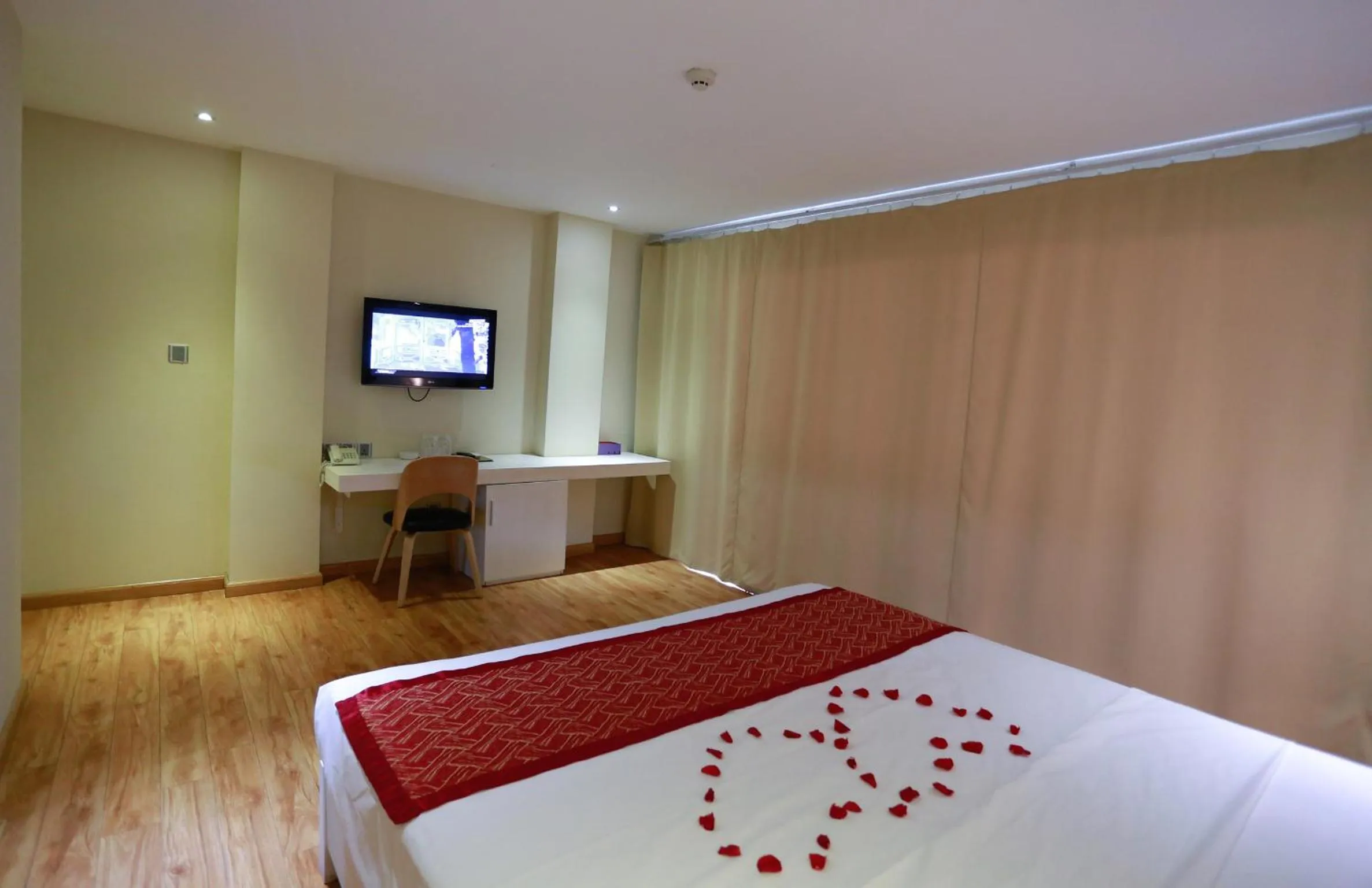 City view in Thu Do Hotel