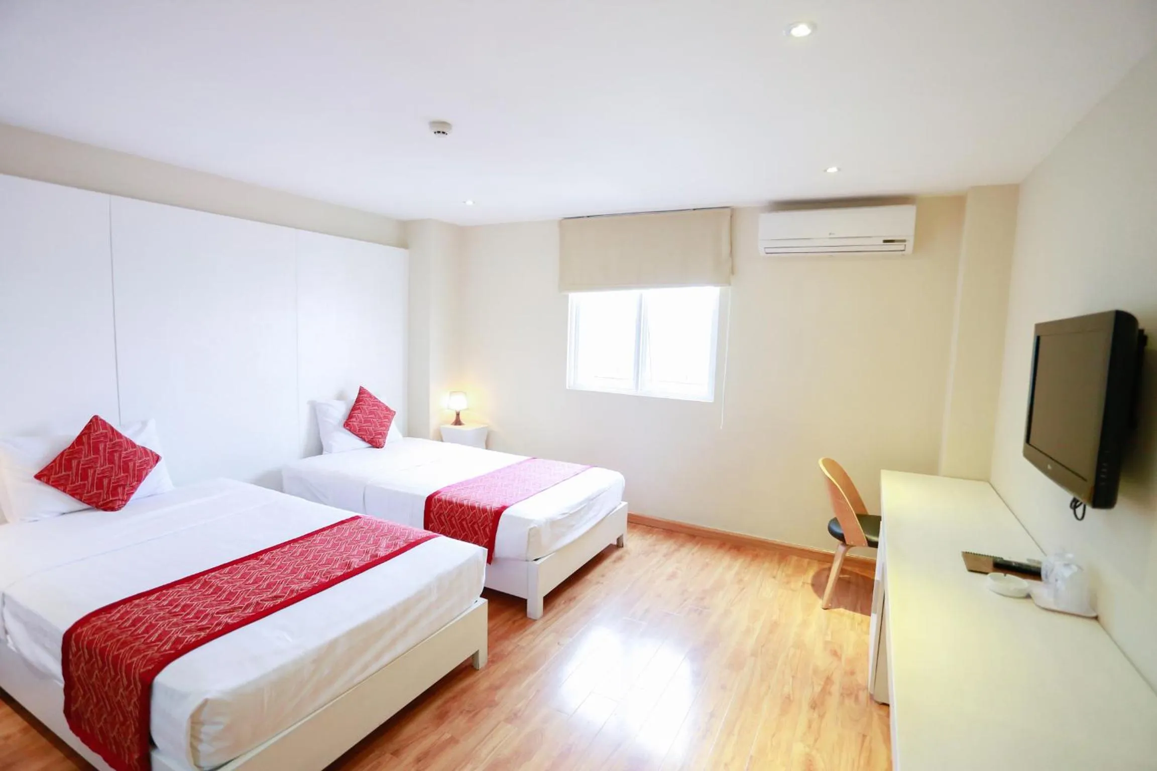 Bedroom in Thu Do Hotel