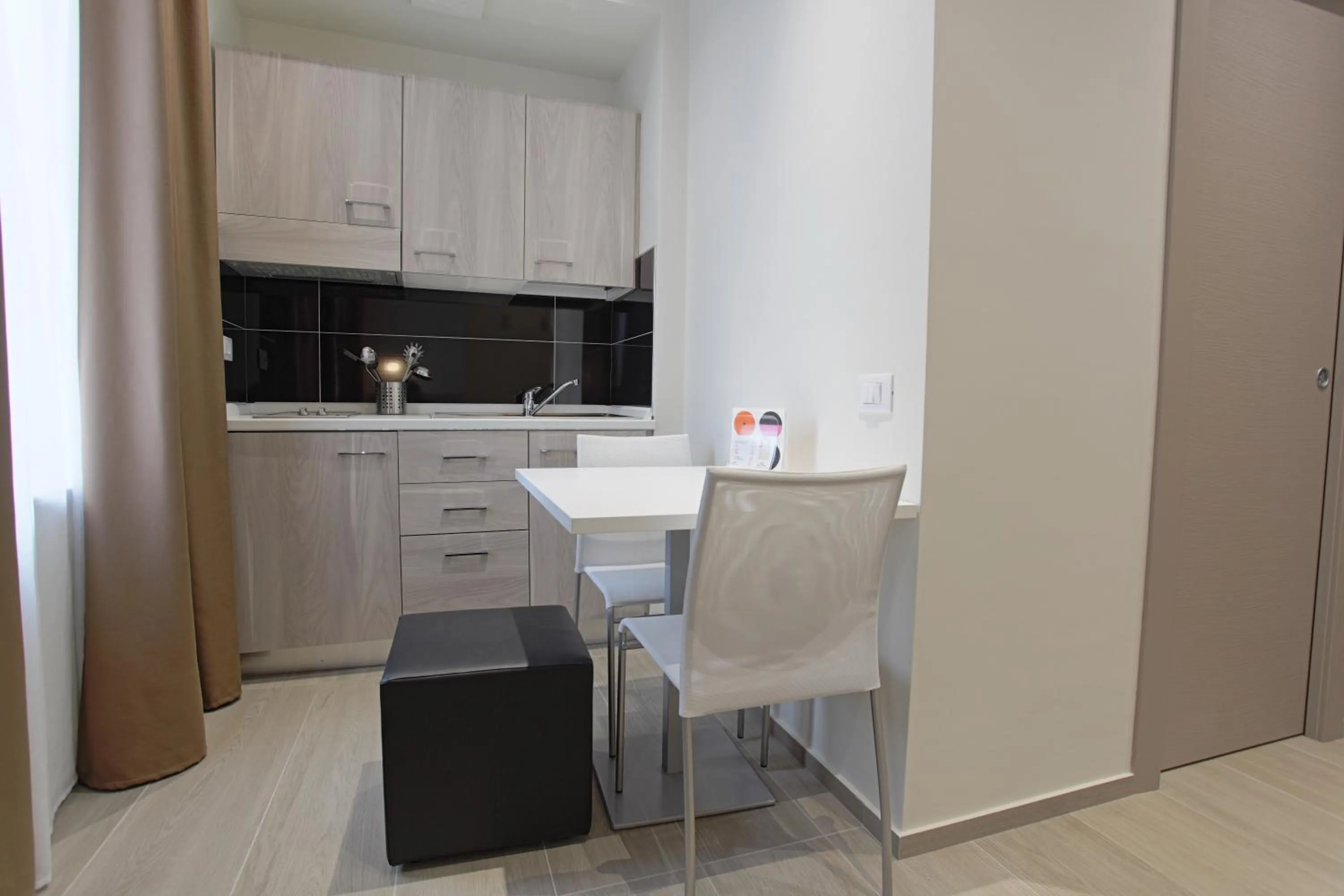 Kitchen or kitchenette in Hotel Agrigento Home