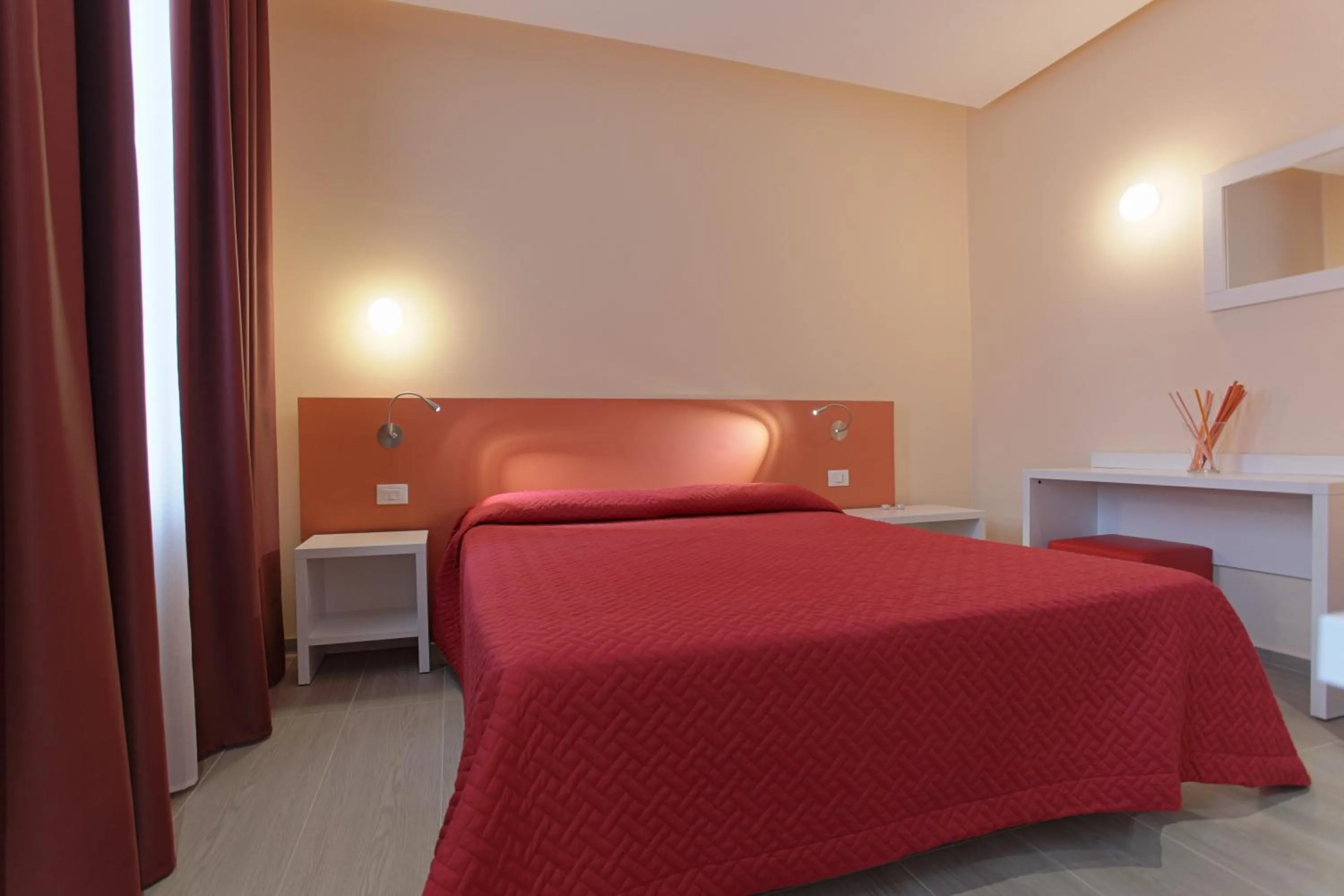 Bedroom, Bed in Hotel Agrigento Home
