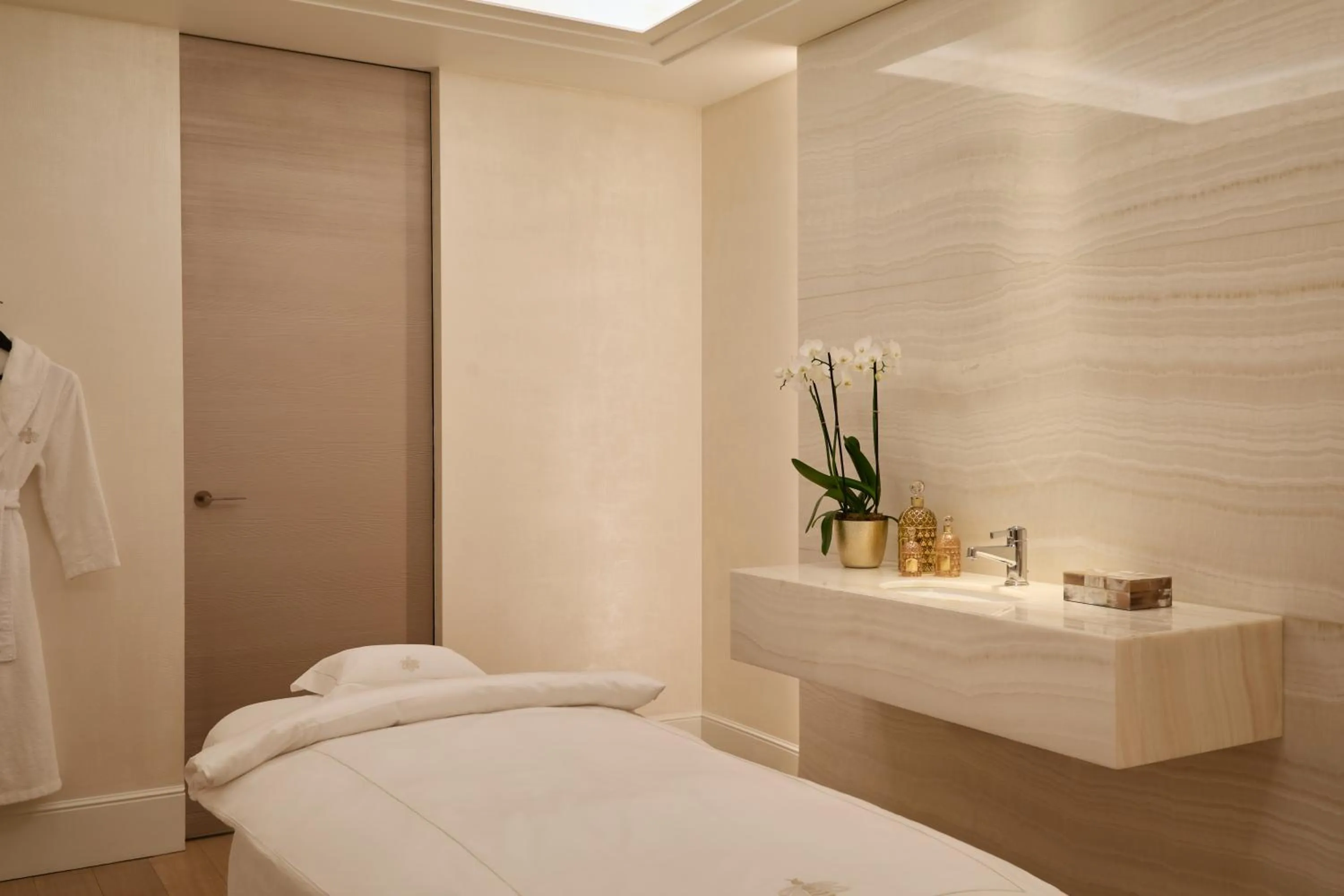 Spa and wellness centre/facilities in The Woodward - Auberge Collection