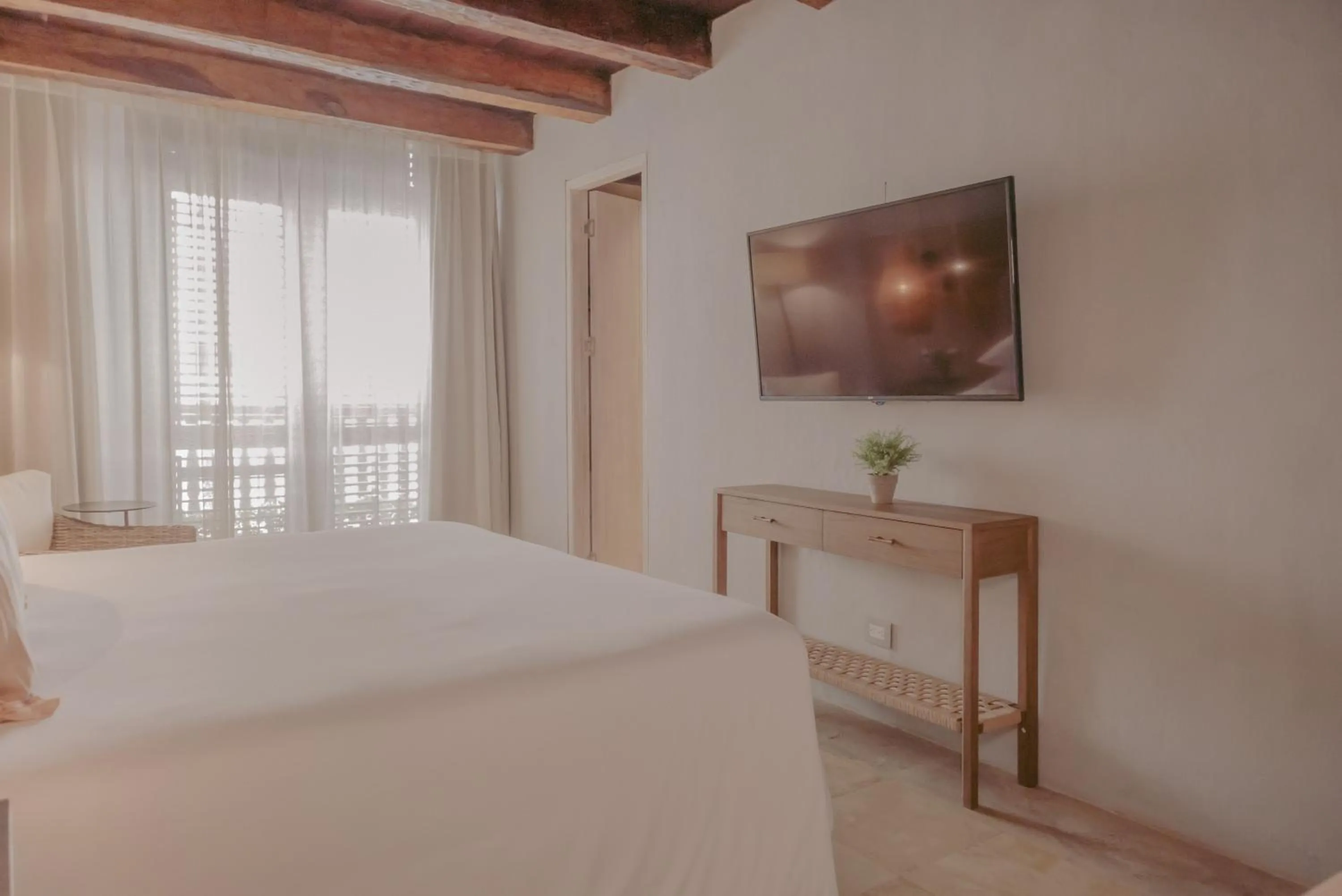 Communal lounge/ TV room, Bed in Hotel Casa Don Luis by Faranda Boutique, a member of Radisson Individuals