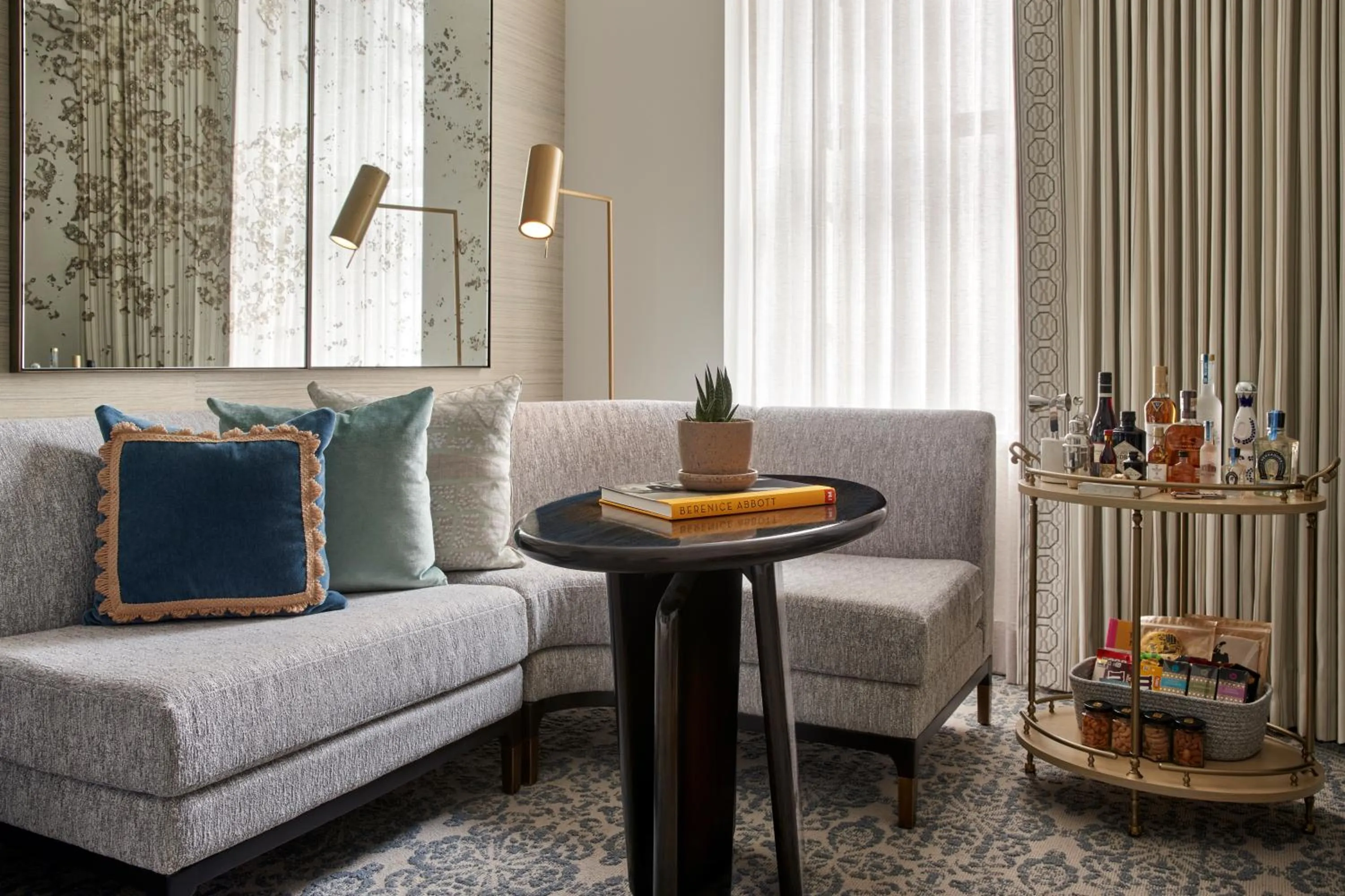 Seating area in The Wall Street Hotel New York City
