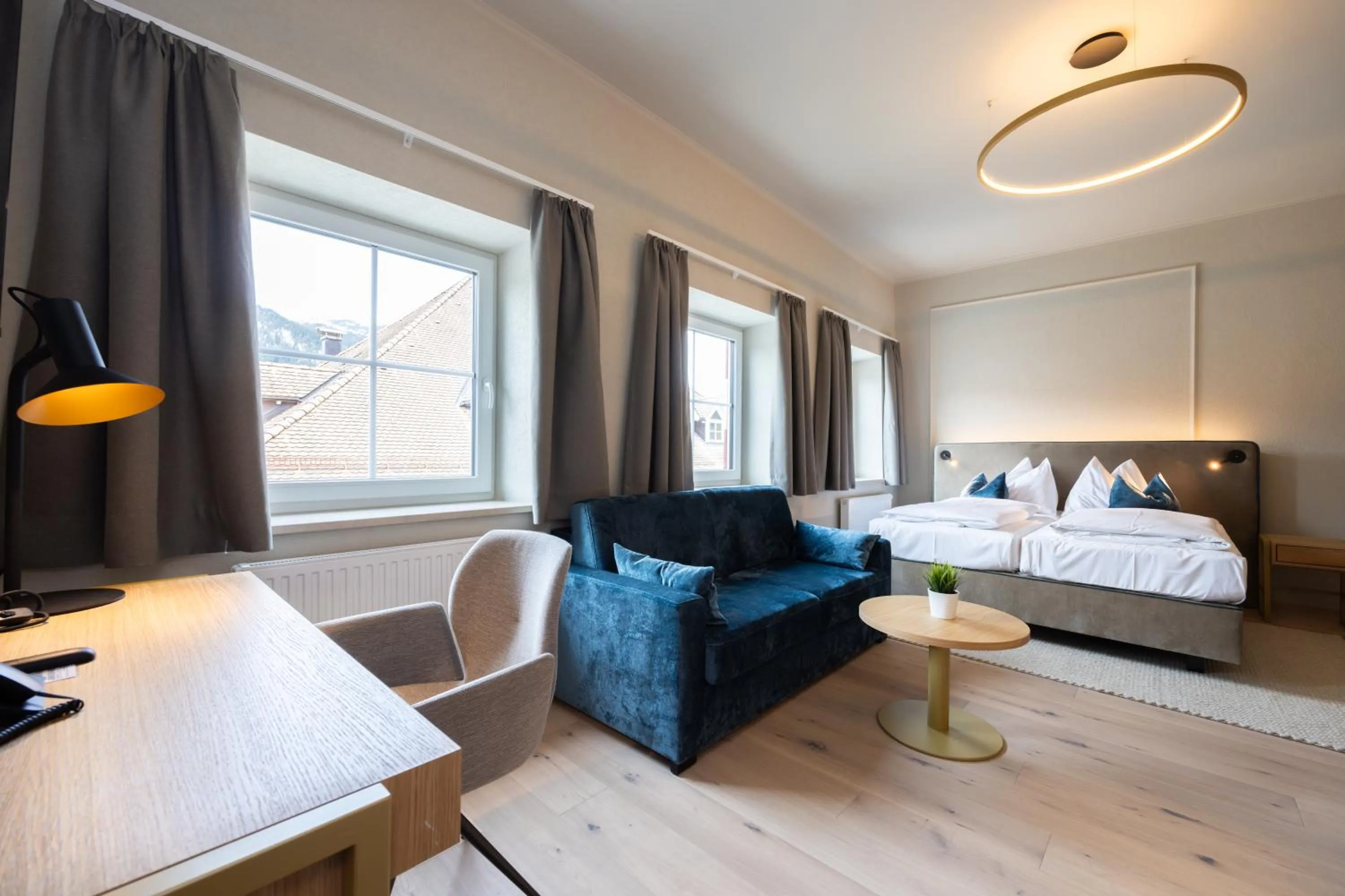 Photo of the whole room, Bed in Hotel Zum Mohren