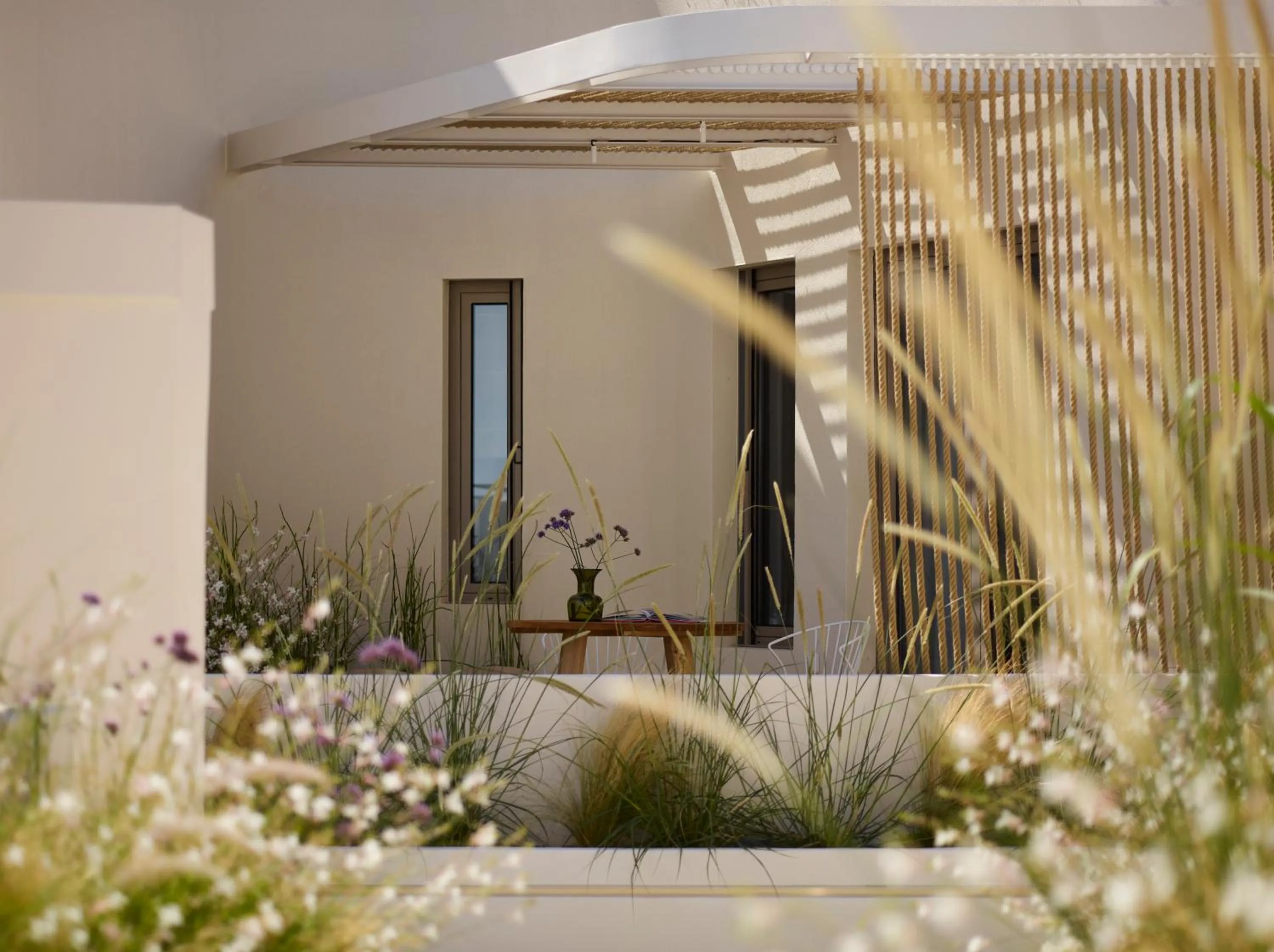 Patio in White Pebble Suites