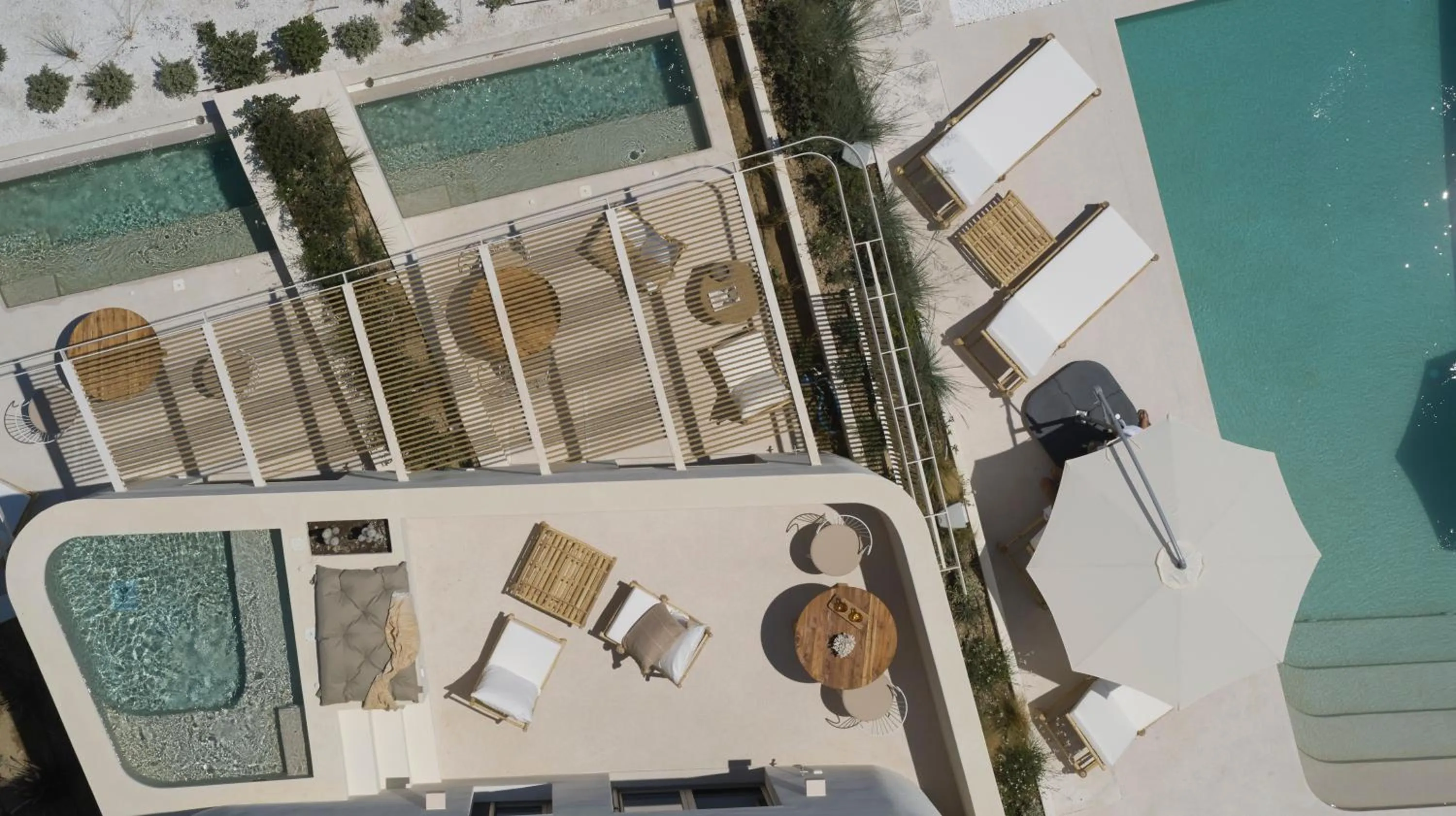 Property building in White Pebble Suites