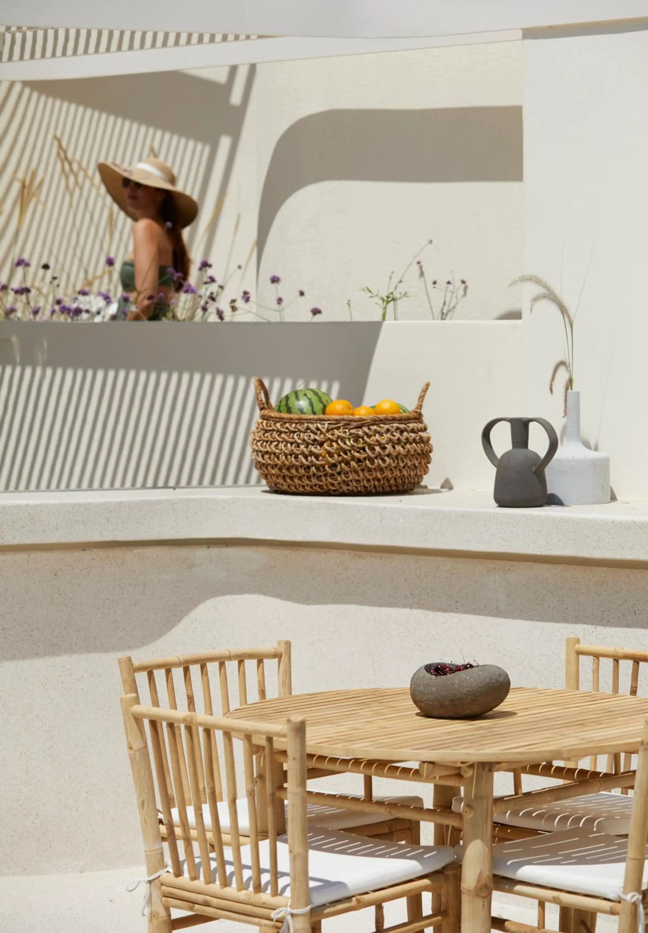 Dining area in White Pebble Suites