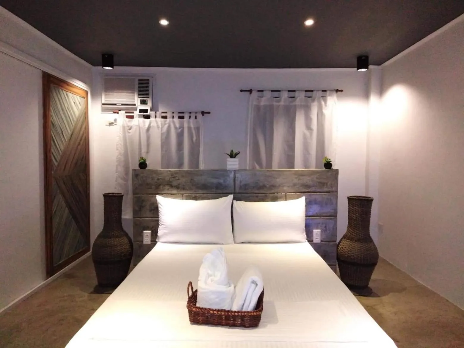 Bed in PAYAG SUITES