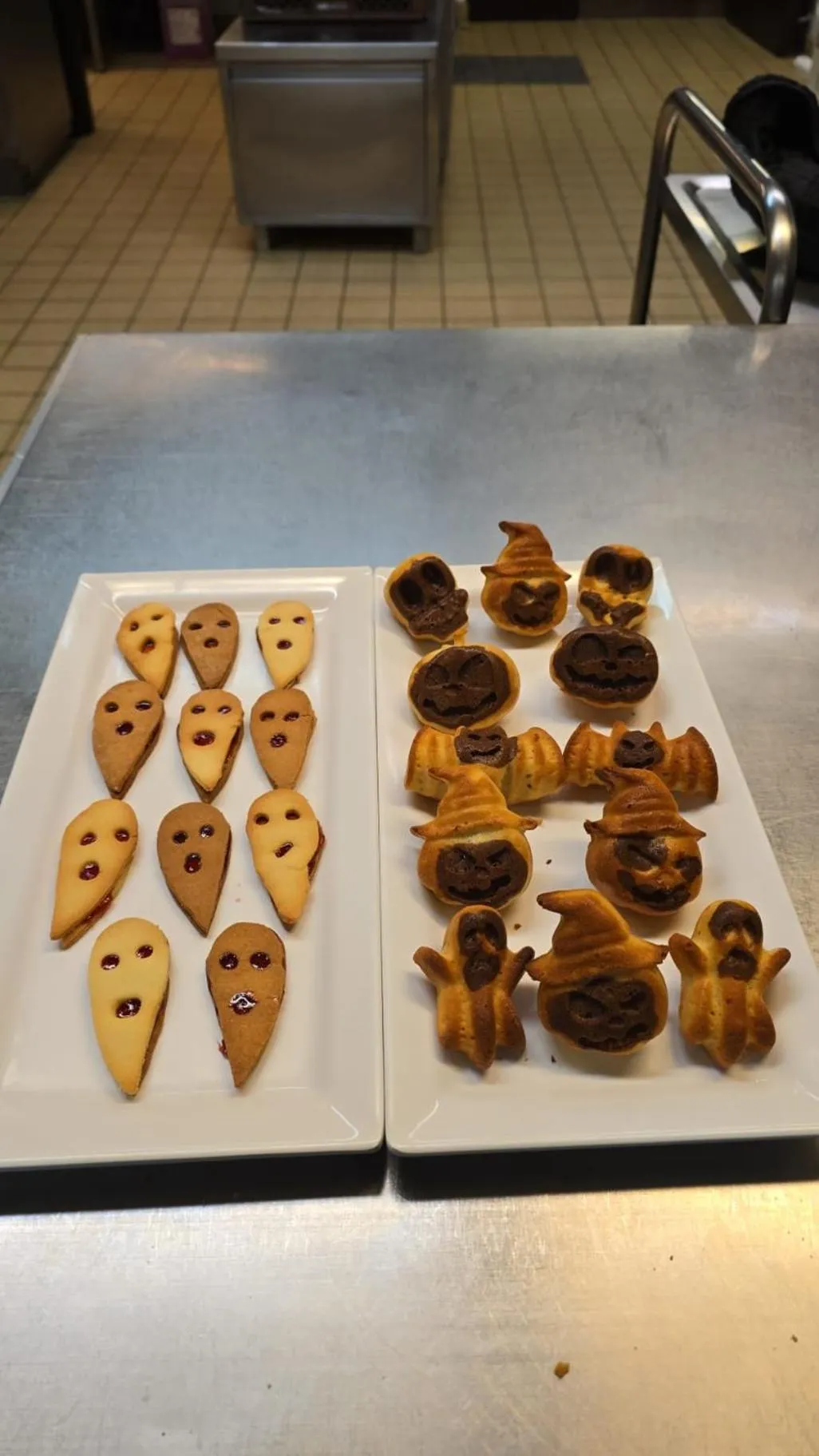 Buffet breakfast in Hotel Enziana Wien