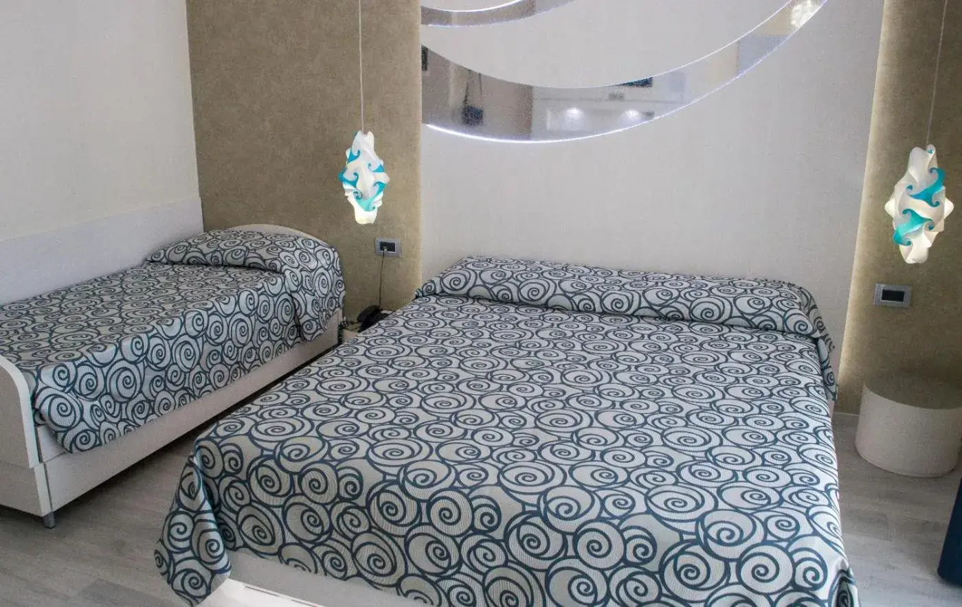 Triple Room - single occupancy in La Perla Triple Room - single occupancy in La Perla