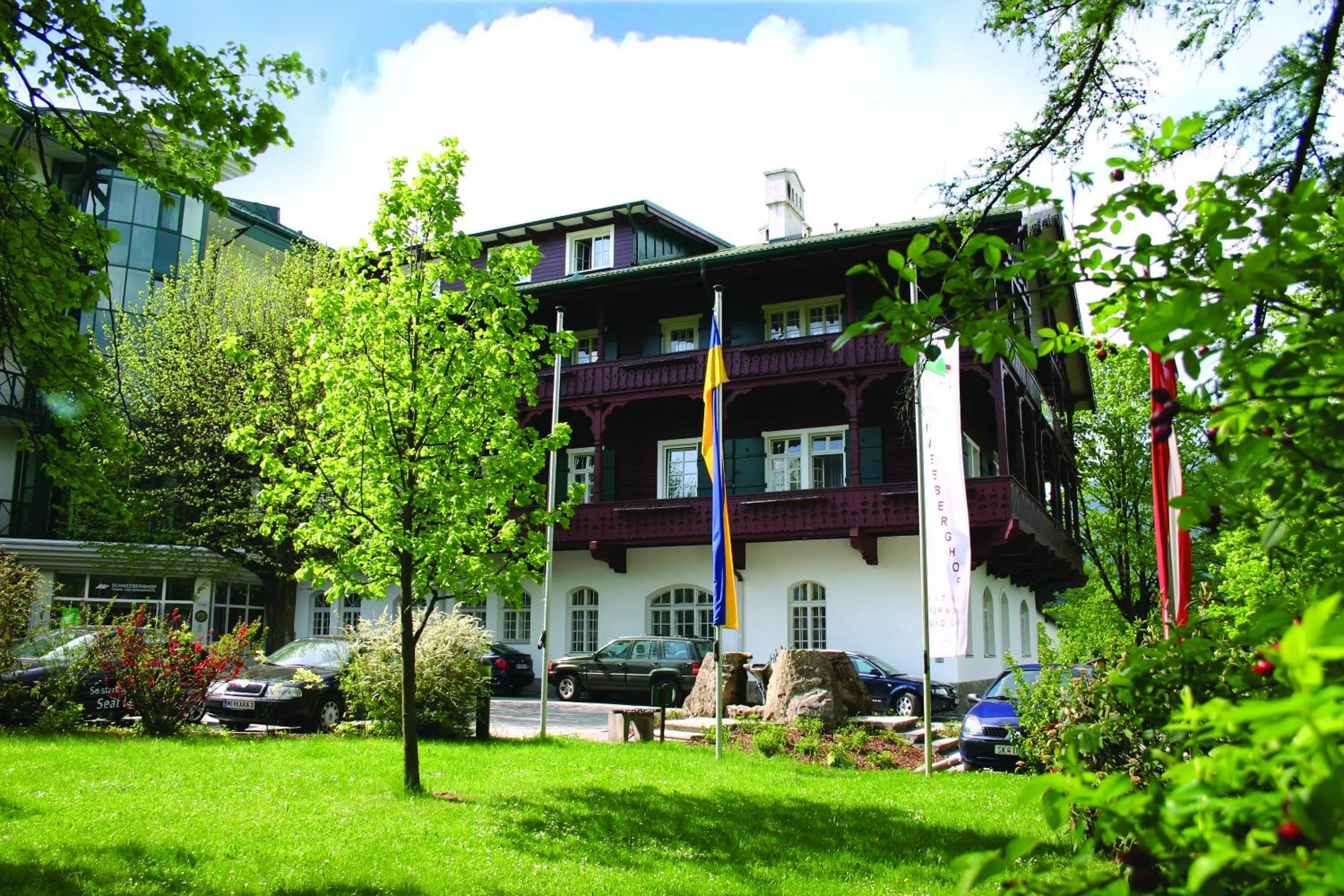 Facade/entrance in Hotel Schneeberghof