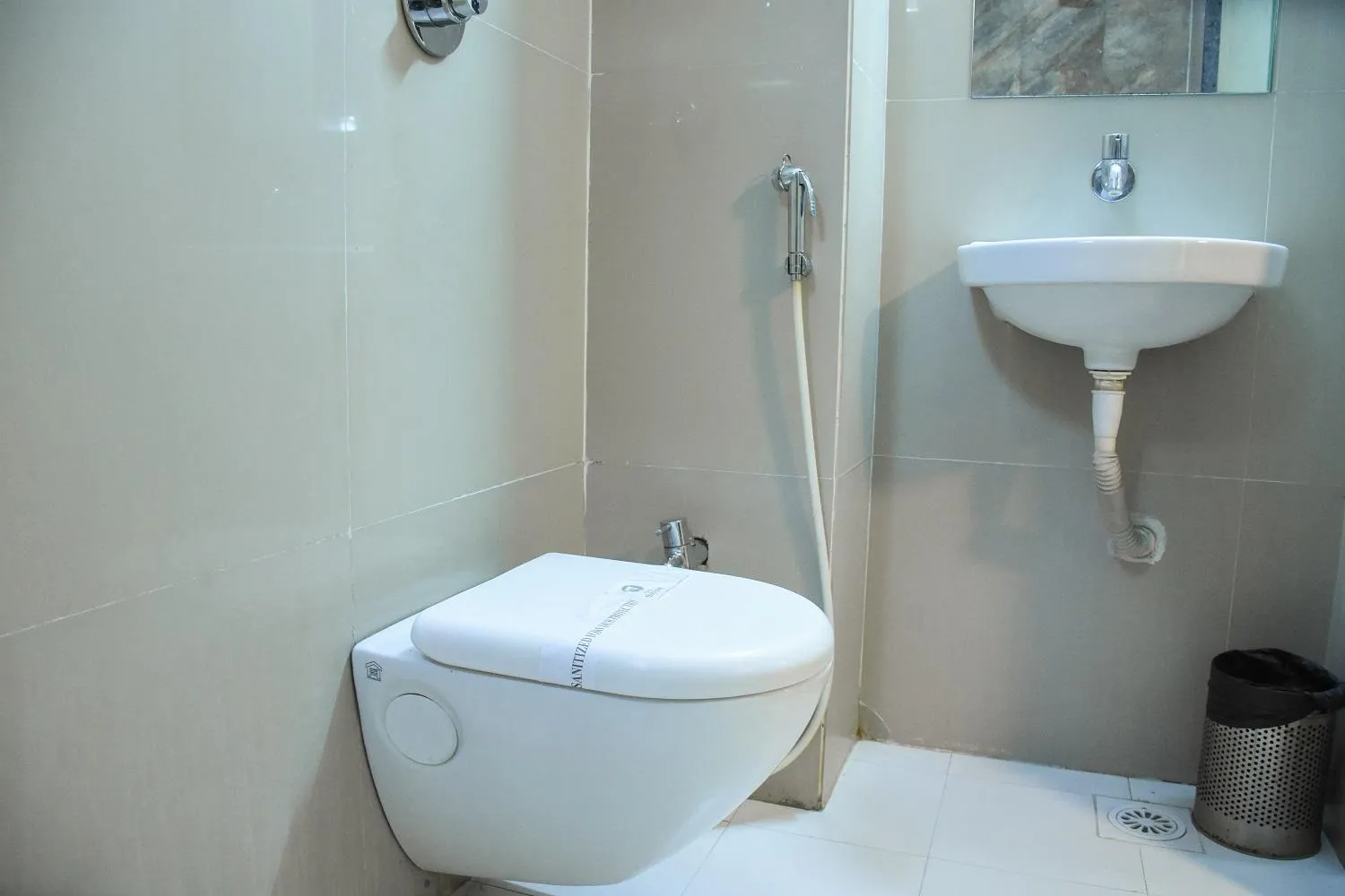 Bathroom in Hotel Satyug Inn