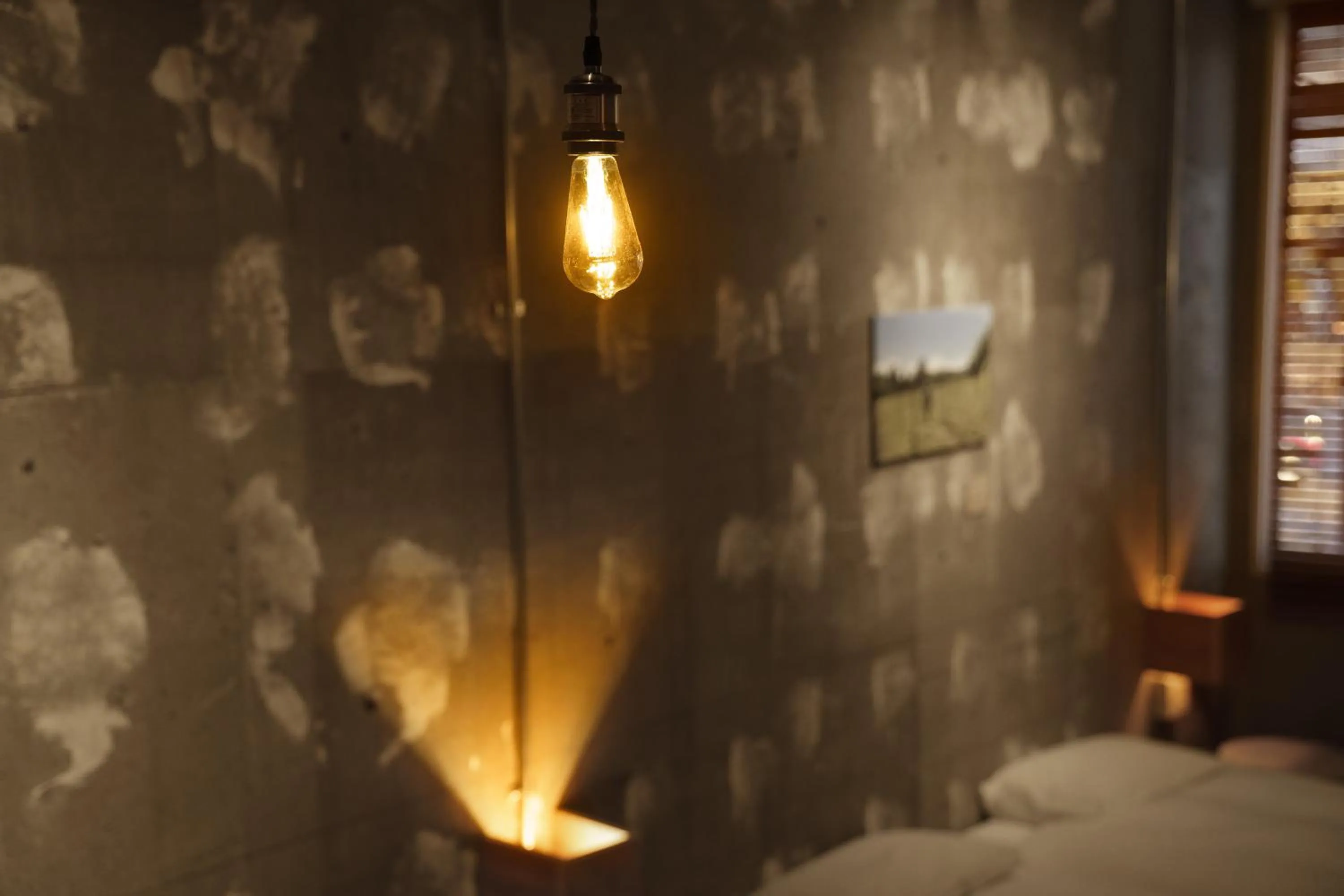 Photo of the whole room in Yoichi LOOP