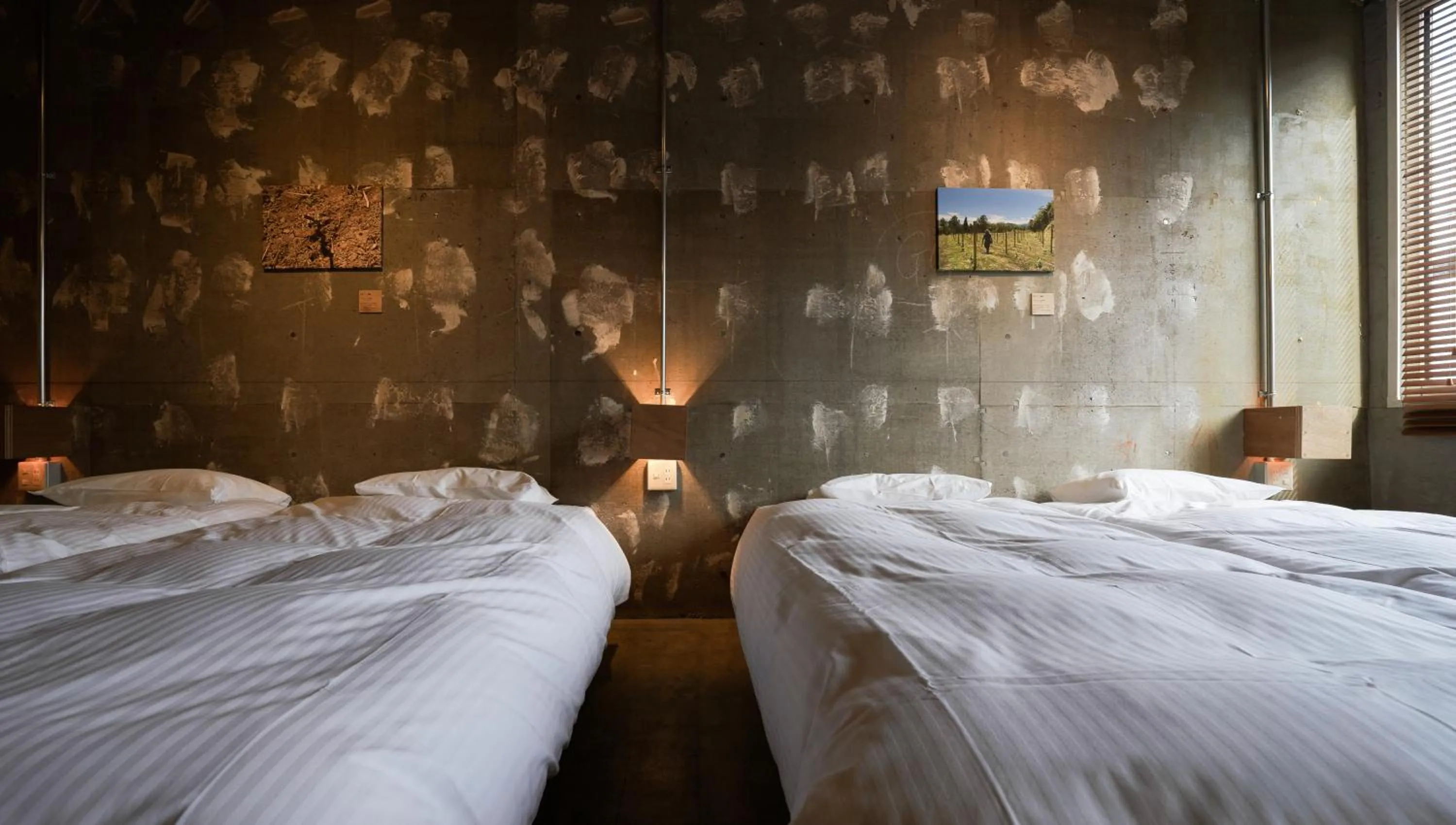 Photo of the whole room, Bed in Yoichi LOOP