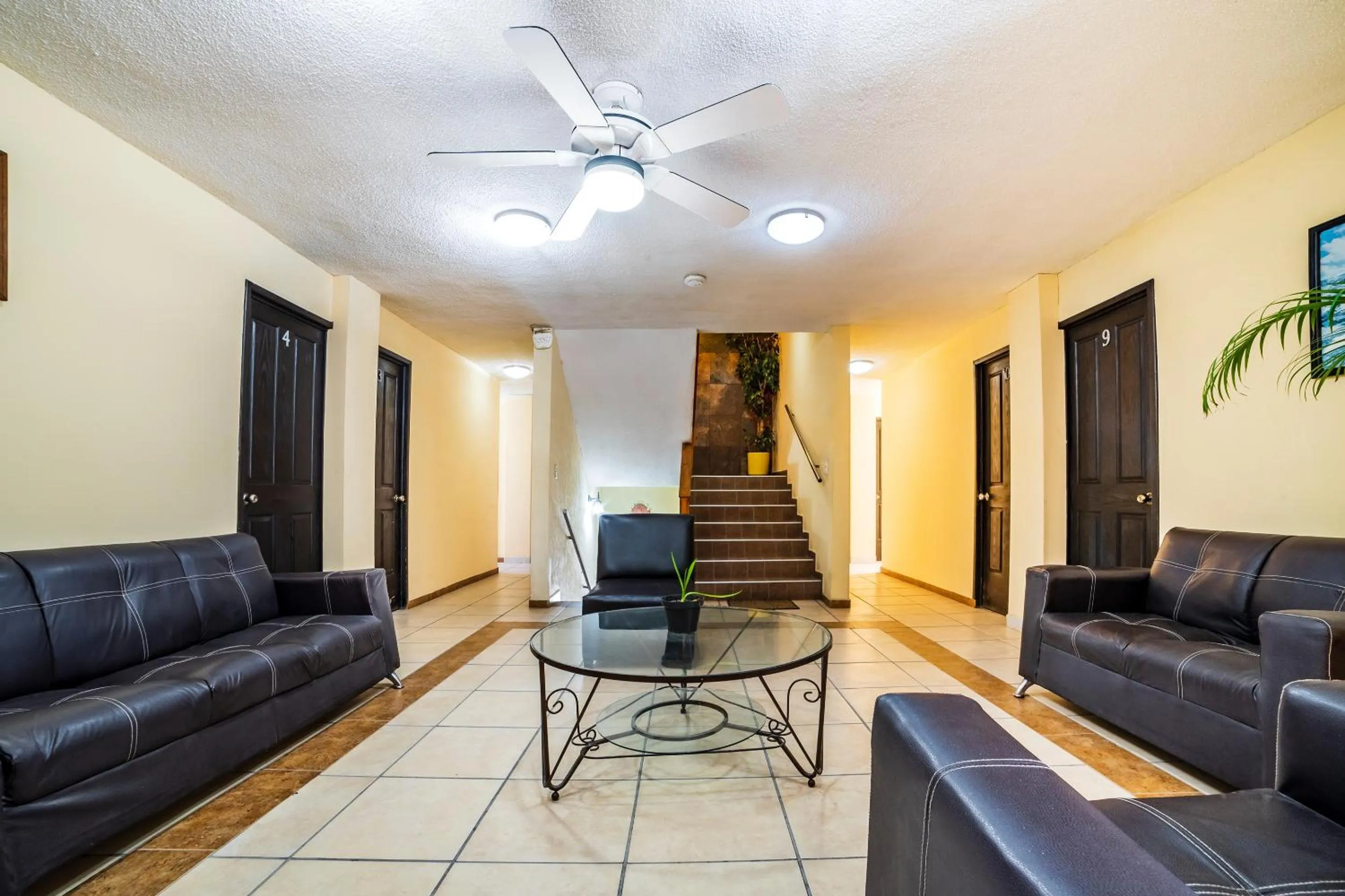 Seating area in OYO Hotel Bugambilia, San Luis Potosí