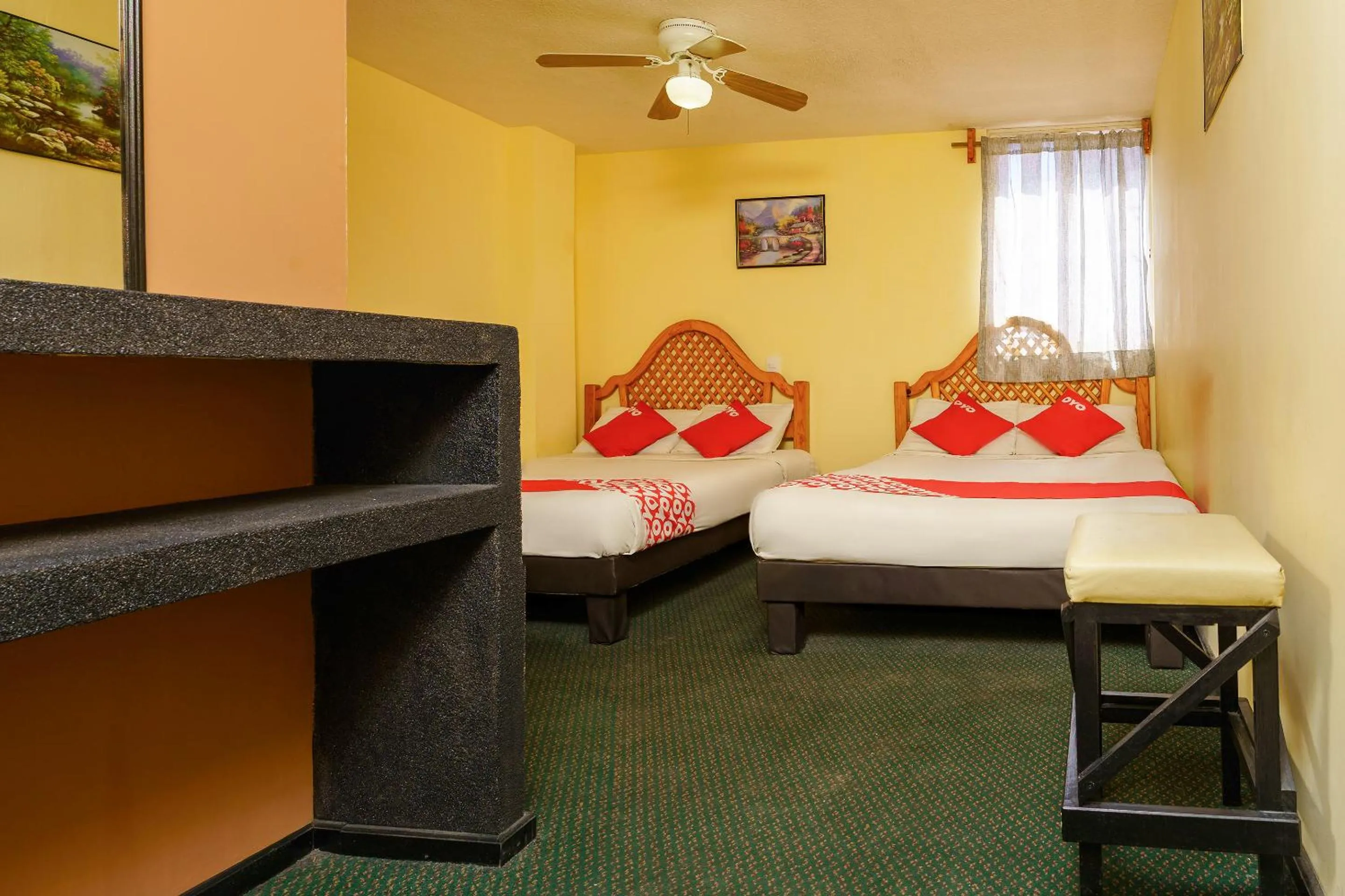 Bedroom, Bed in OYO Hotel Bugambilia, San Luis Potosí