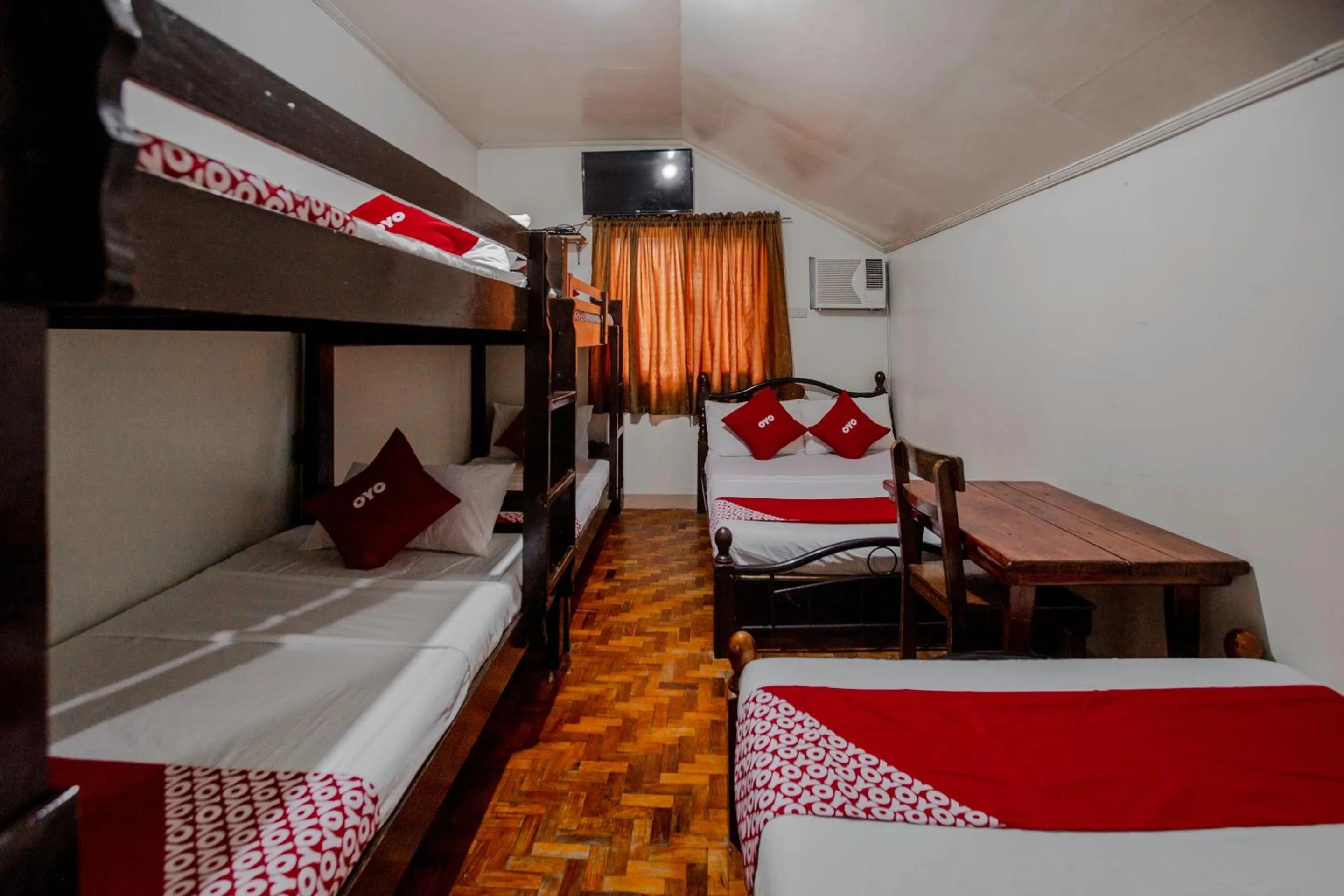 Bedroom, Bed in OYO 741 Sierra Travellers Inn