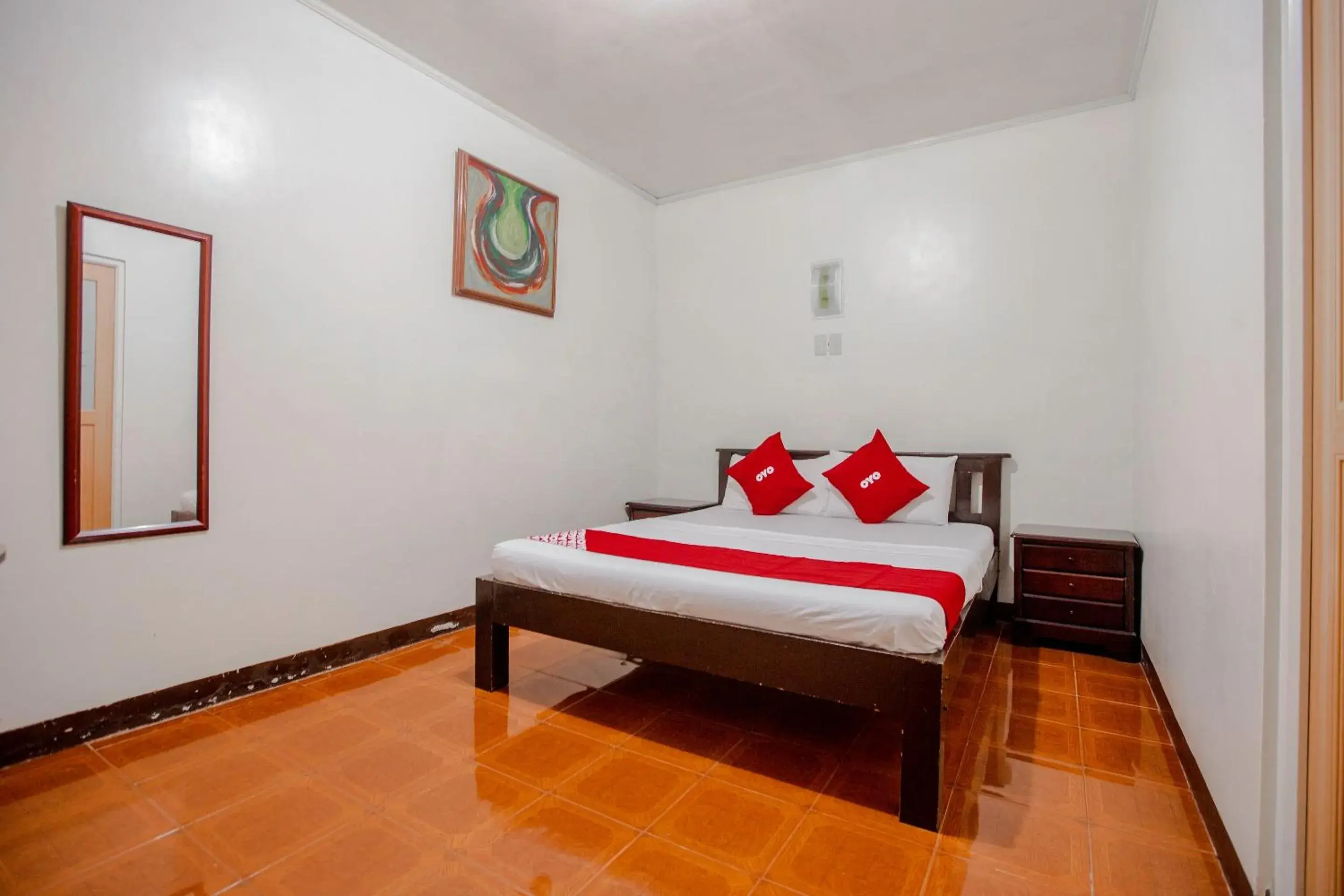 Standard Double Room in OYO 741 Sierra Travellers Inn Standard Double Room in OYO 741 Sierra Travellers Inn