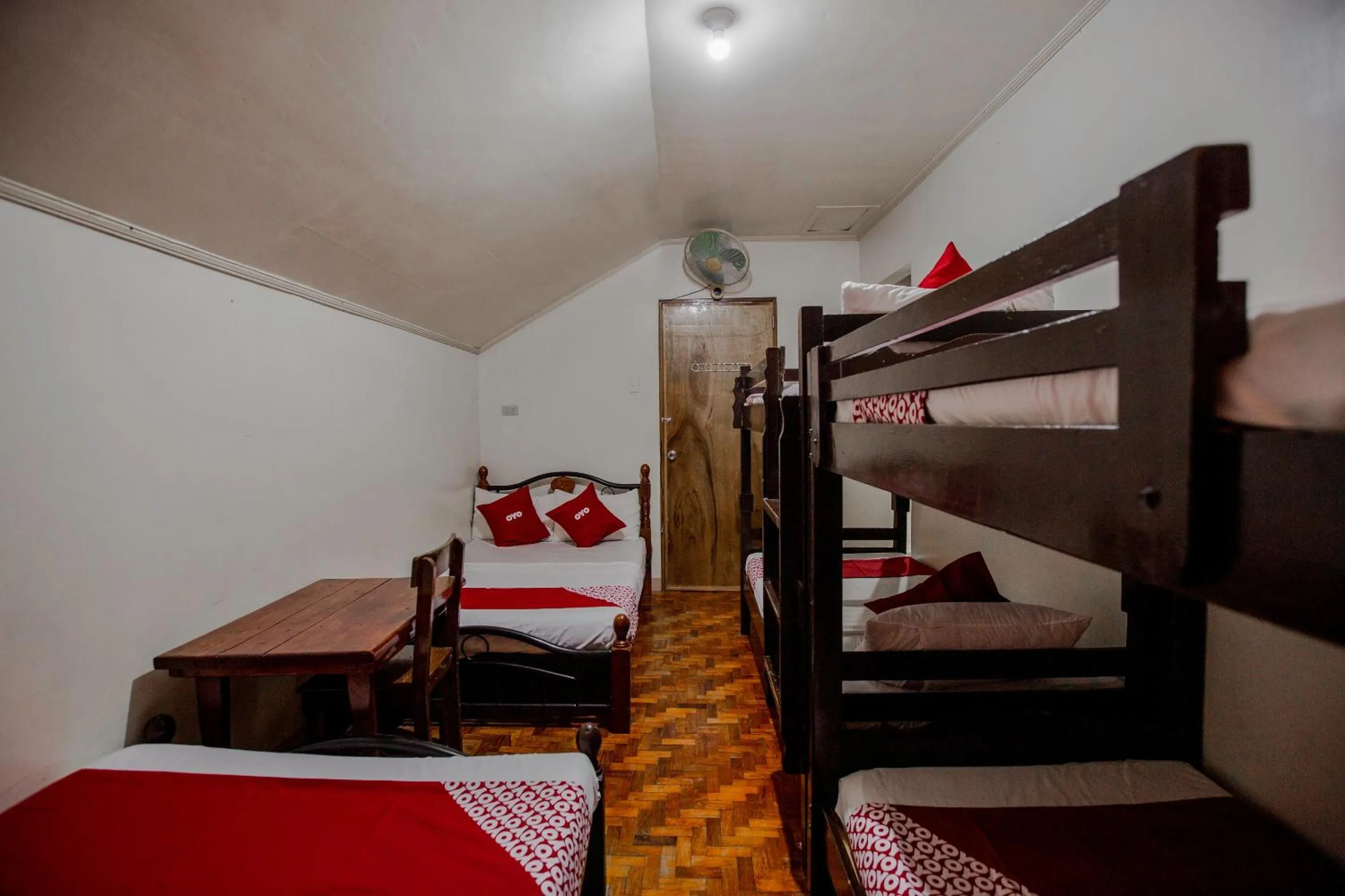 Bedroom, Bed in OYO 741 Sierra Travellers Inn