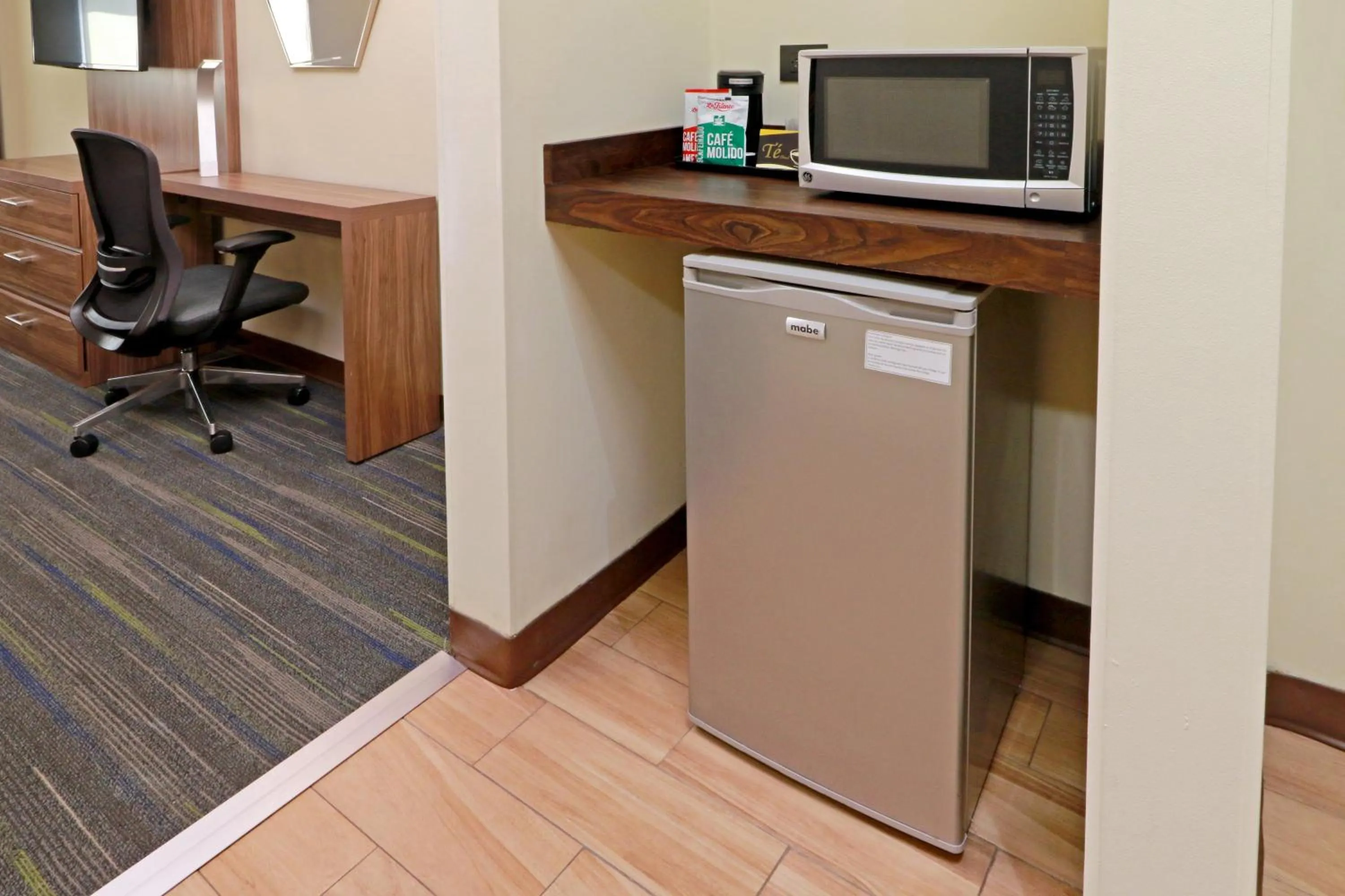 Photo of the whole room in Holiday Inn Express Piedras Negras by IHG