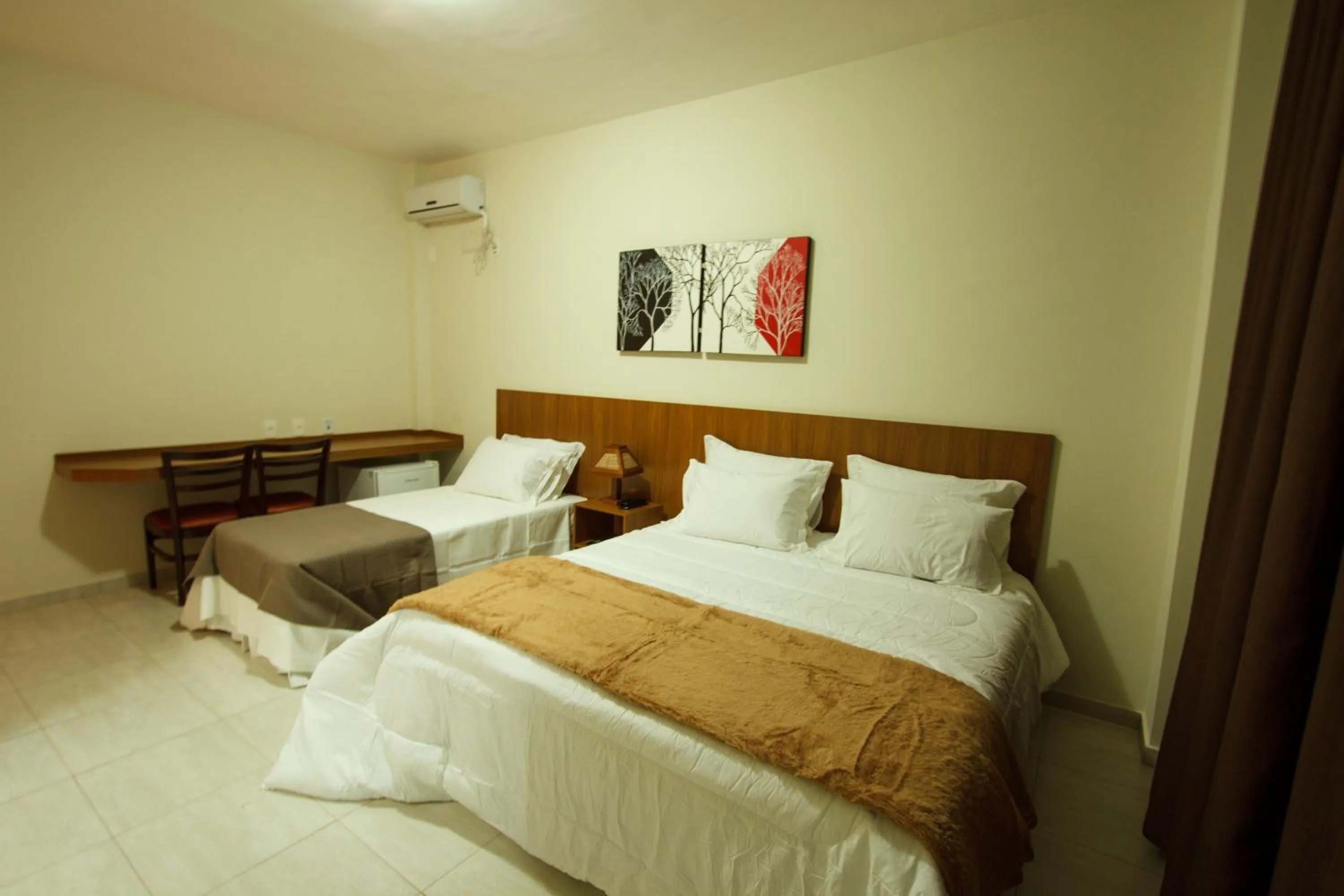 Bed in Ville de Montagne Hotel