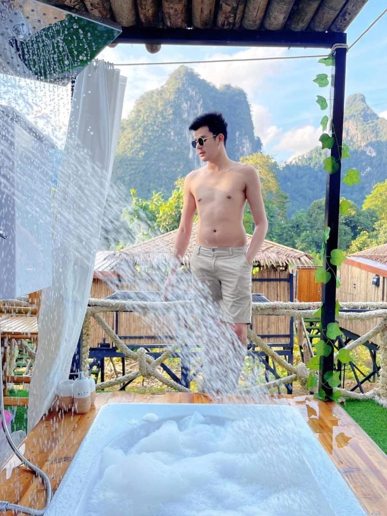 Bridge Hill Cafe Glamping