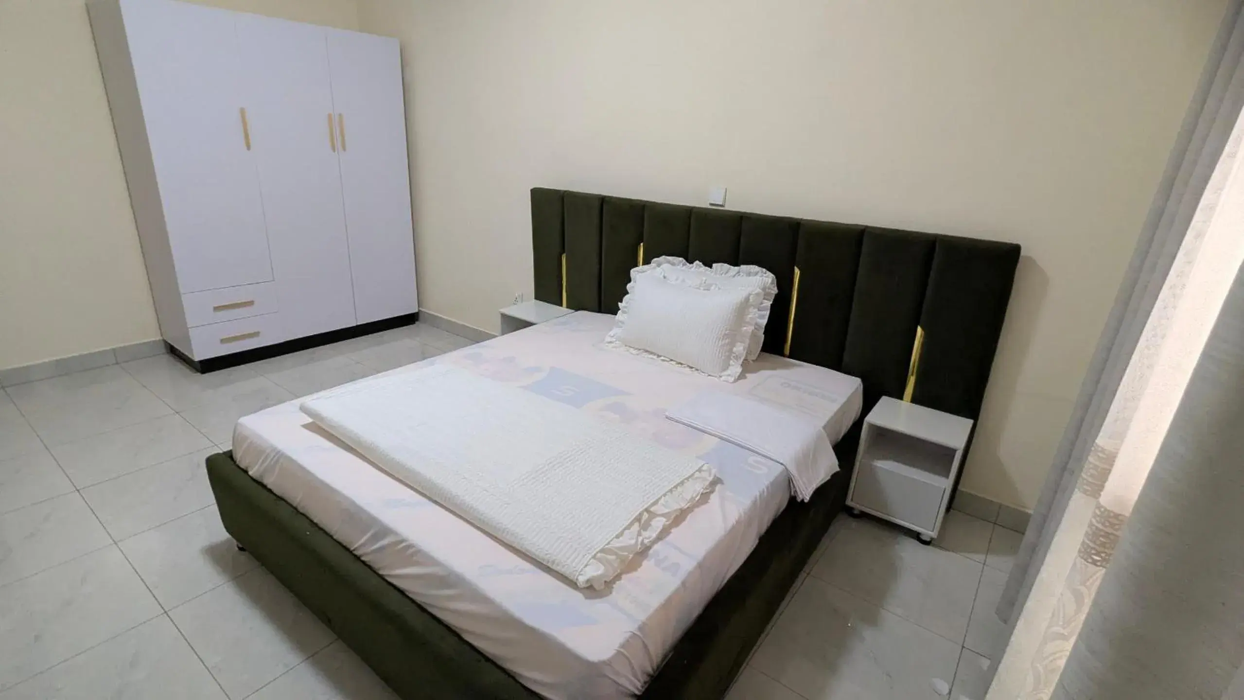 Single Room with Balcony in SILVER APART HOTEL Kigali Single Room with Balcony in SILVER APART HOTEL Kigali