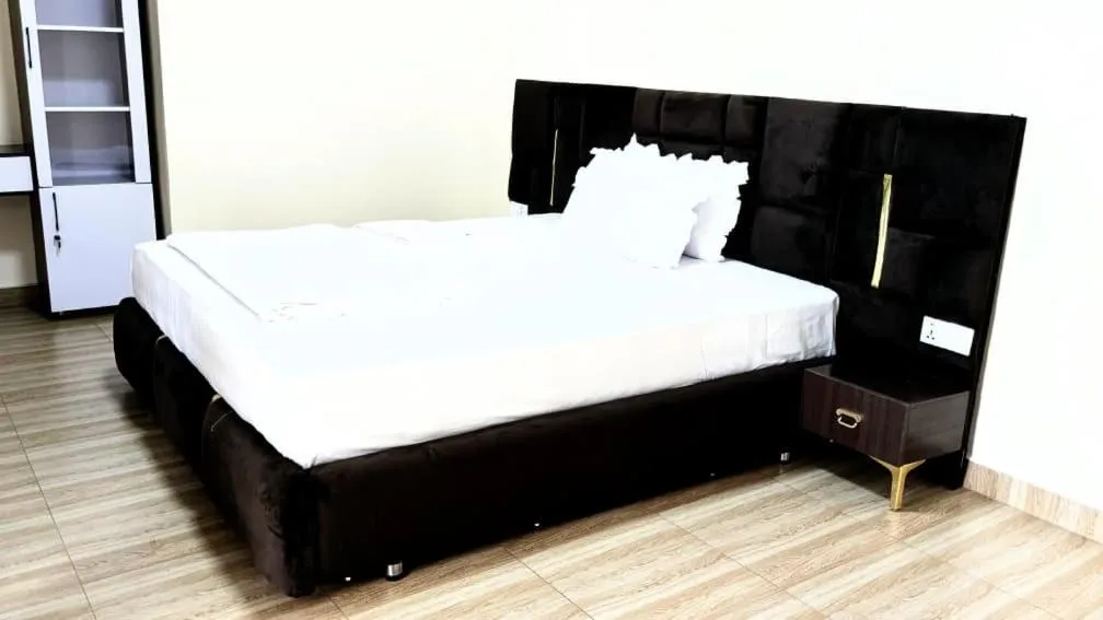 Bed in SILVER APART HOTEL Kigali
