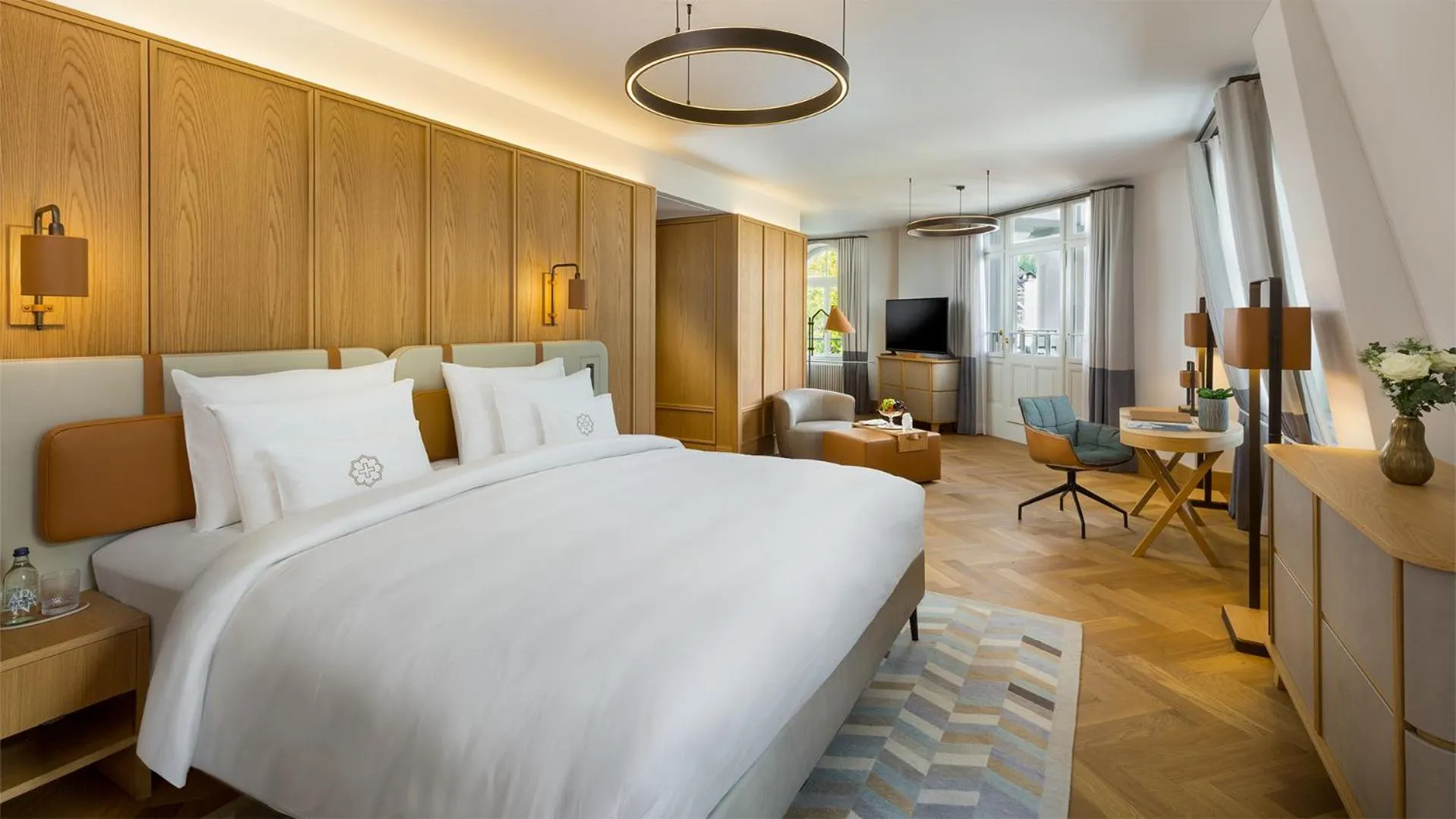 Property building, Bed in Kempinski Palace Engelberg